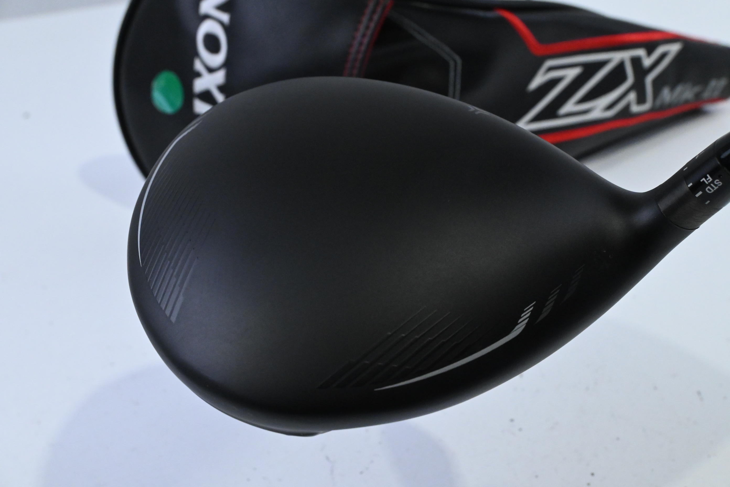 Left Hand Srixon ZX5 LS Mk II Driver 2023 / 10.5 Degree / Stiff Flex HZRDUS Red