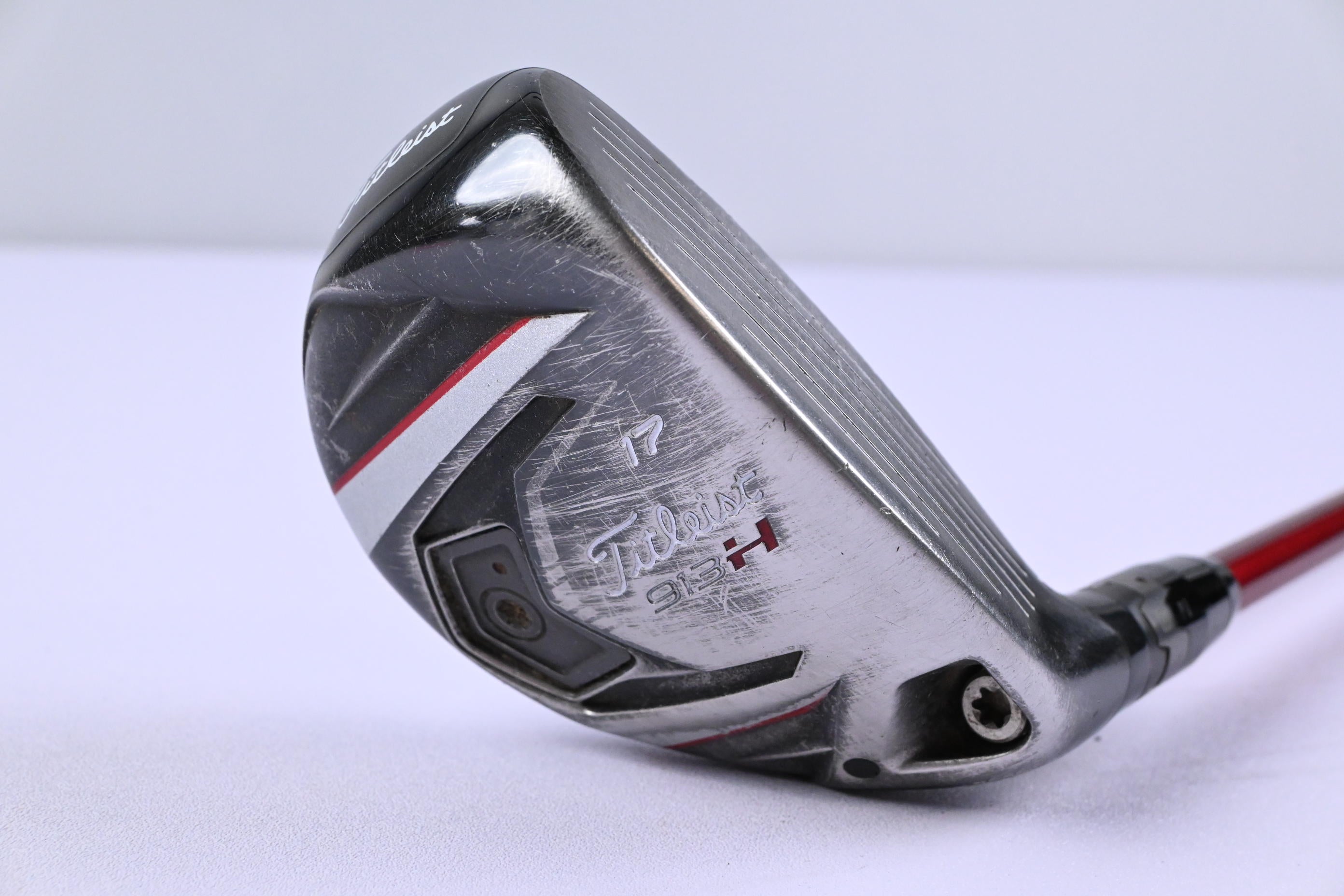 Titleist 913H #2 Hybrid / 17 Degree / Stiff Flex Bassara 60 Shaft