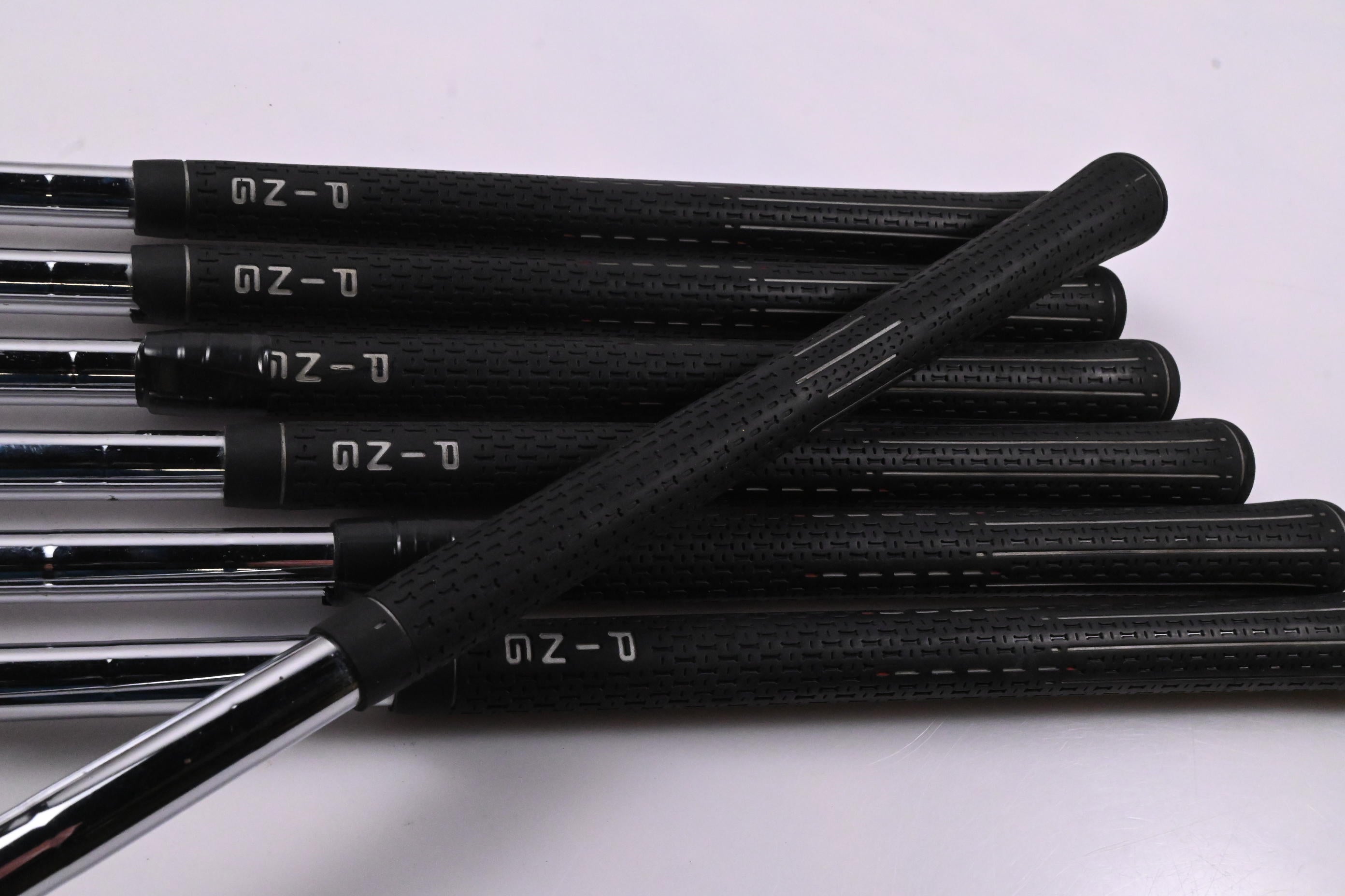 Ping Anser 2014 Irons / 4-PW / Green Dot / X-Flex Ping CFS Shafts