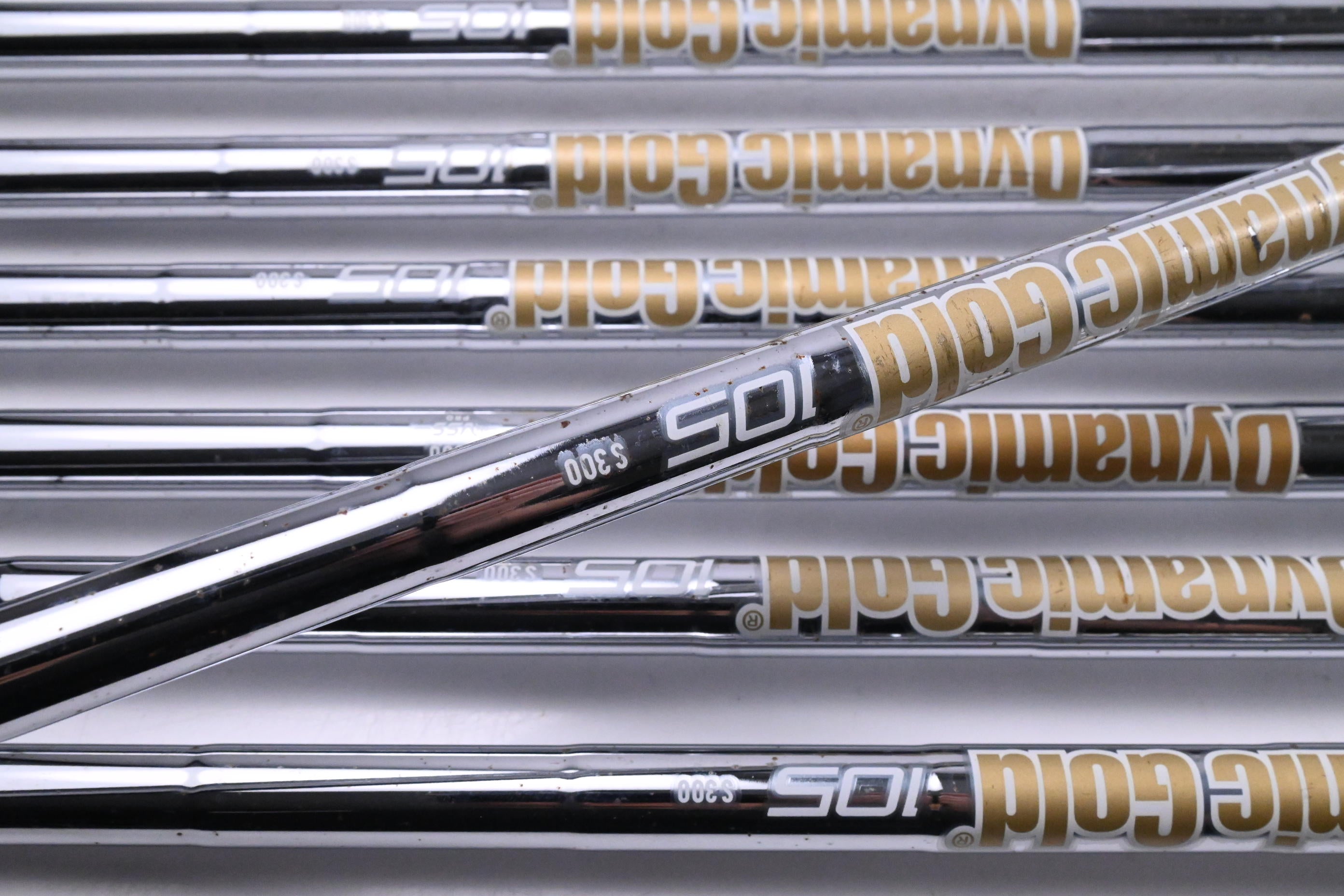 Taylormade Qi Irons / 5-PW+AW / Stiff Flex Dynamic Gold 105 S300 Shafts