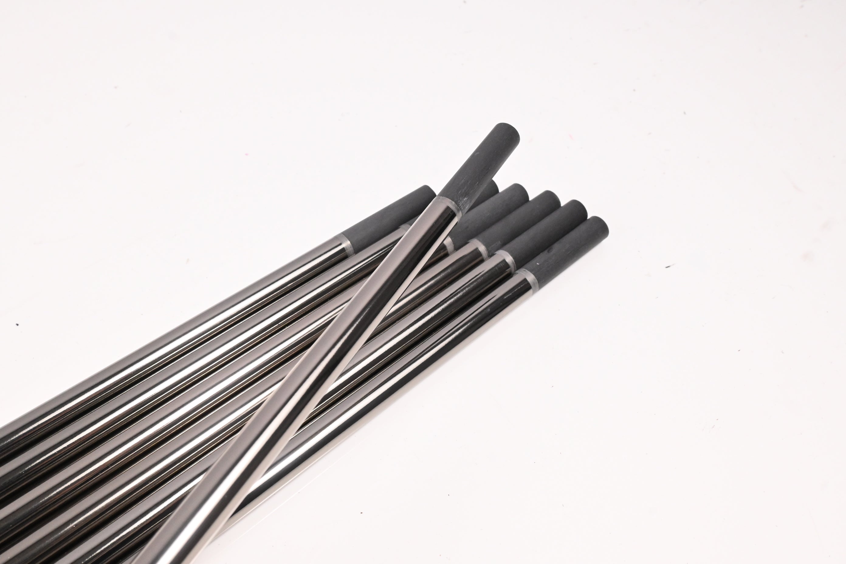 UST Recoil ESX 440 Iron Shafts / Ladies Flex / Set of 7 / .370" Tip