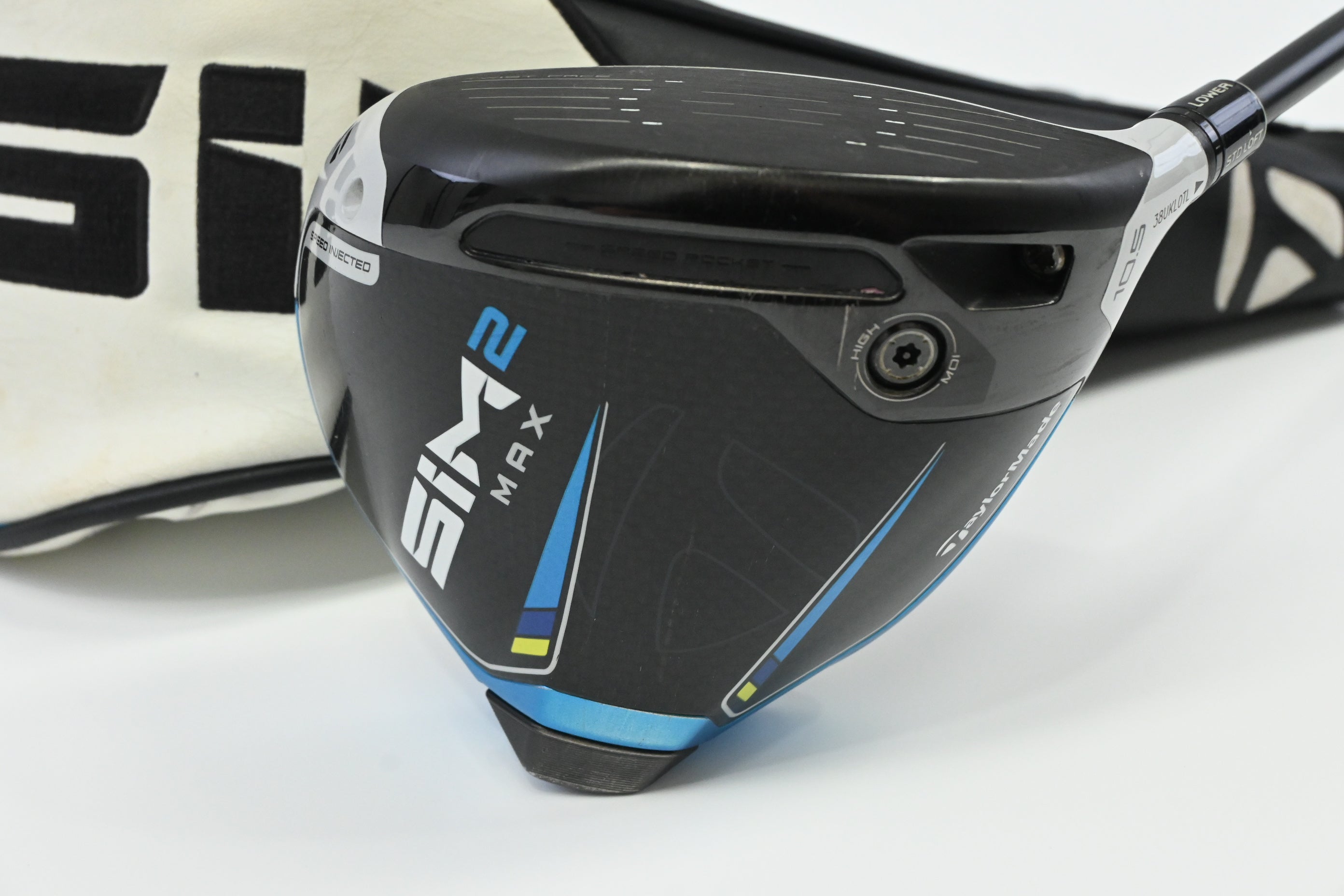 Taylormade SIM2 Max Driver / 10.5 Degree / Stiff HZRDUS Smoke Black 60