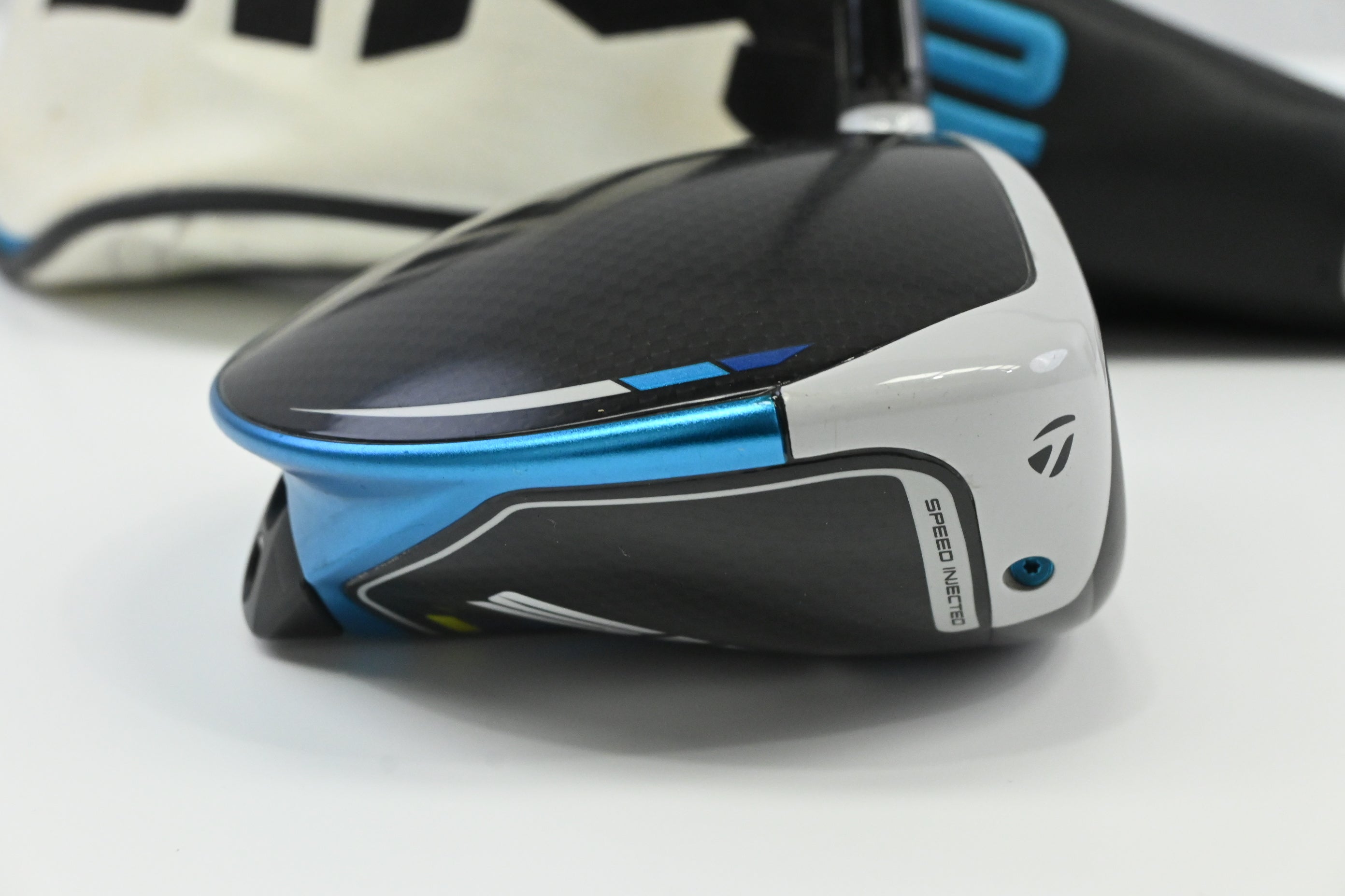 Taylormade SIM2 Max Driver / 10.5 Degree / Stiff HZRDUS Smoke Black 60