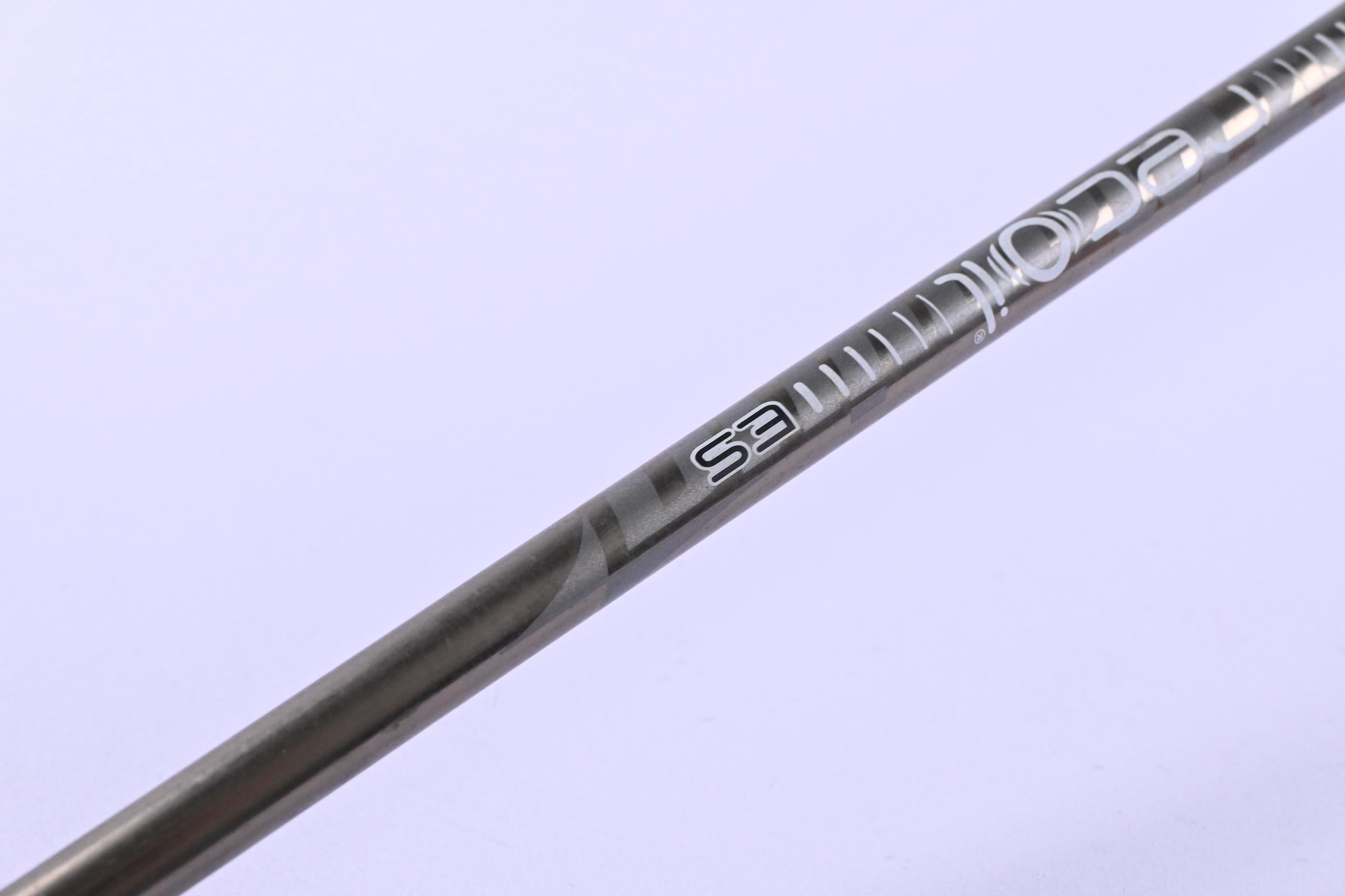 Taylormade M CGB #7 Iron / Regular Flex UST Mamiya Recoil ES Shaft