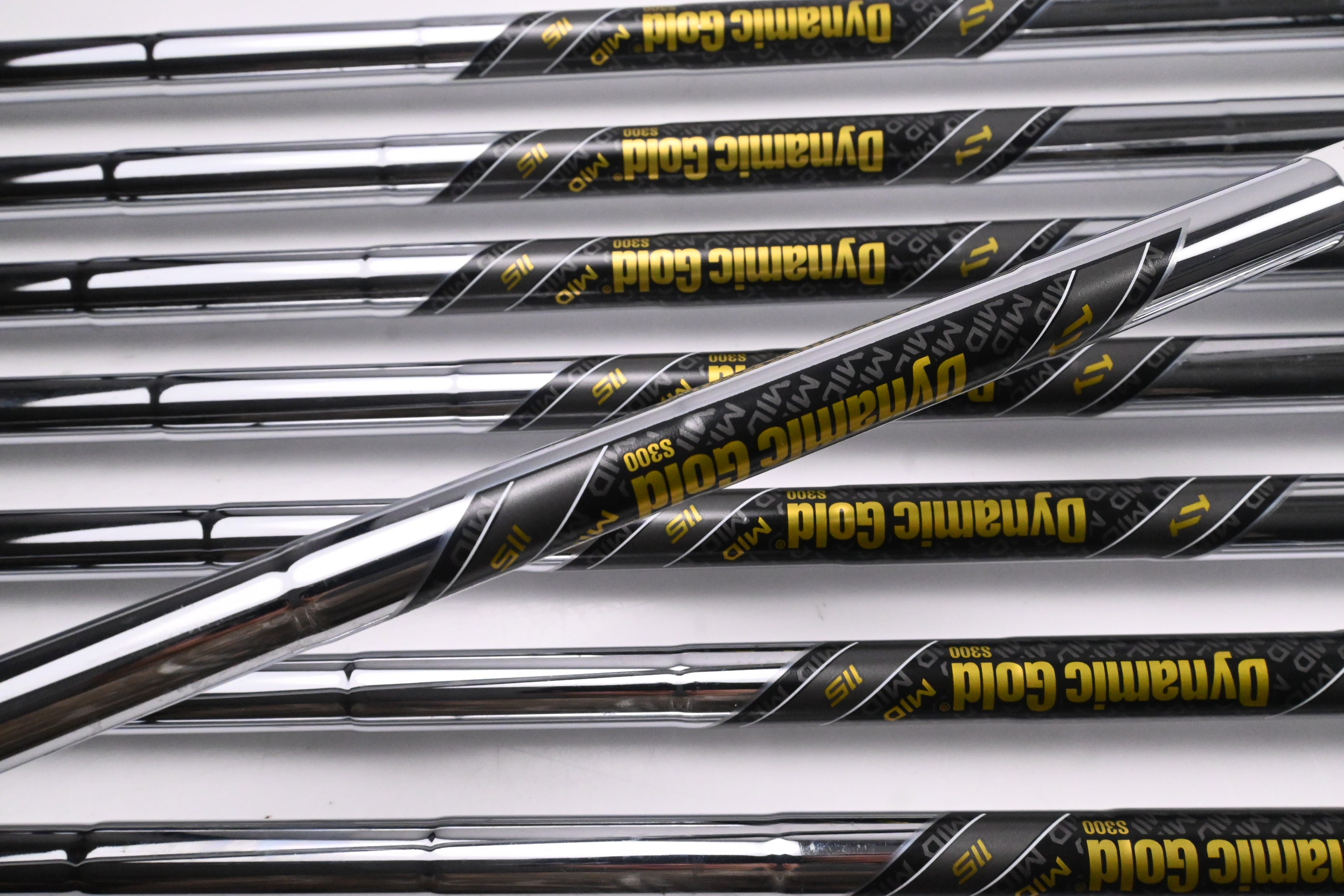 Ping I240 Irons / 4-PW+UW / White Dot / Stiff Flex Dynamic Gold Mid 115 S300