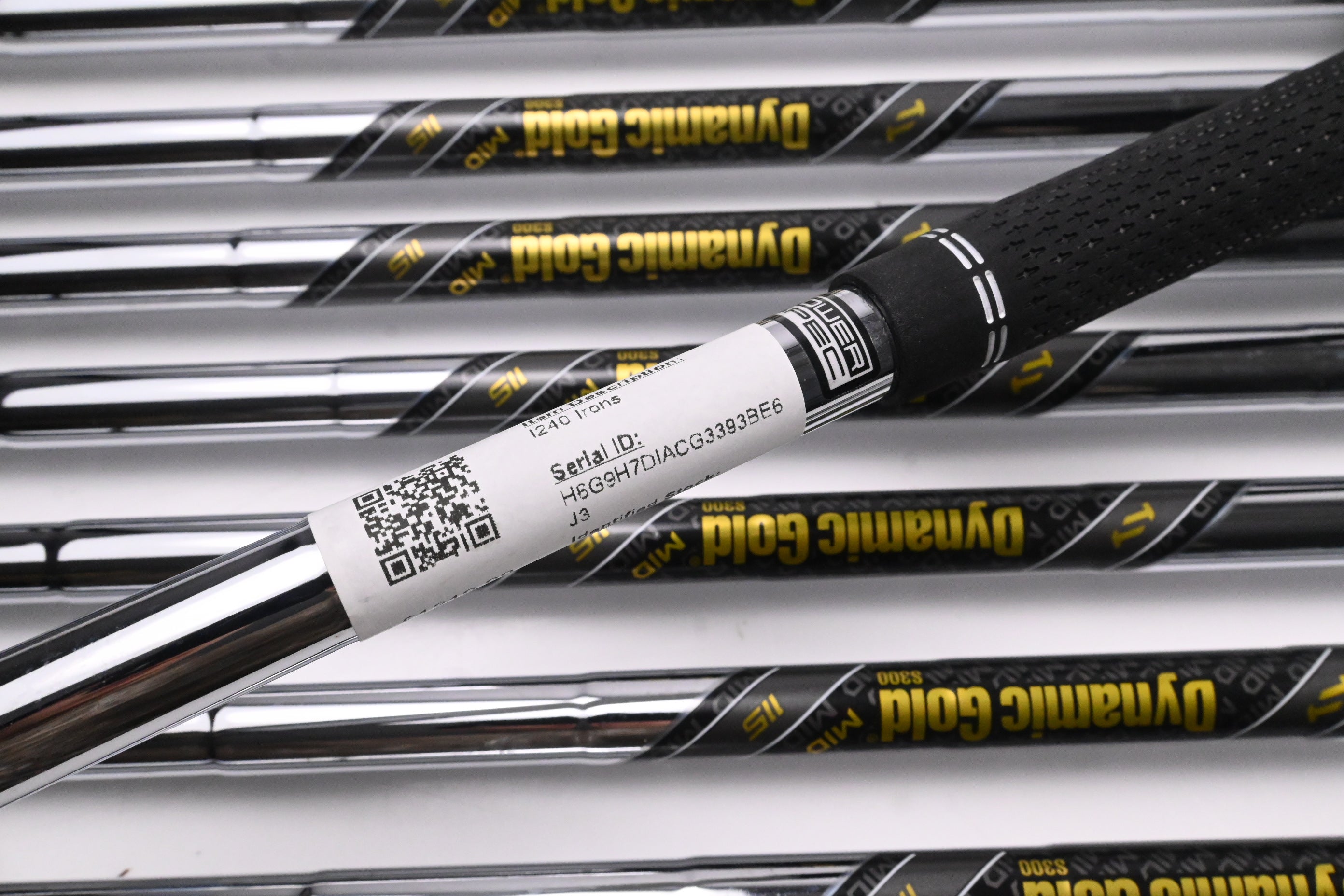 Ping I240 Irons / 4-PW+UW / White Dot / Stiff Flex Dynamic Gold Mid 115 S300