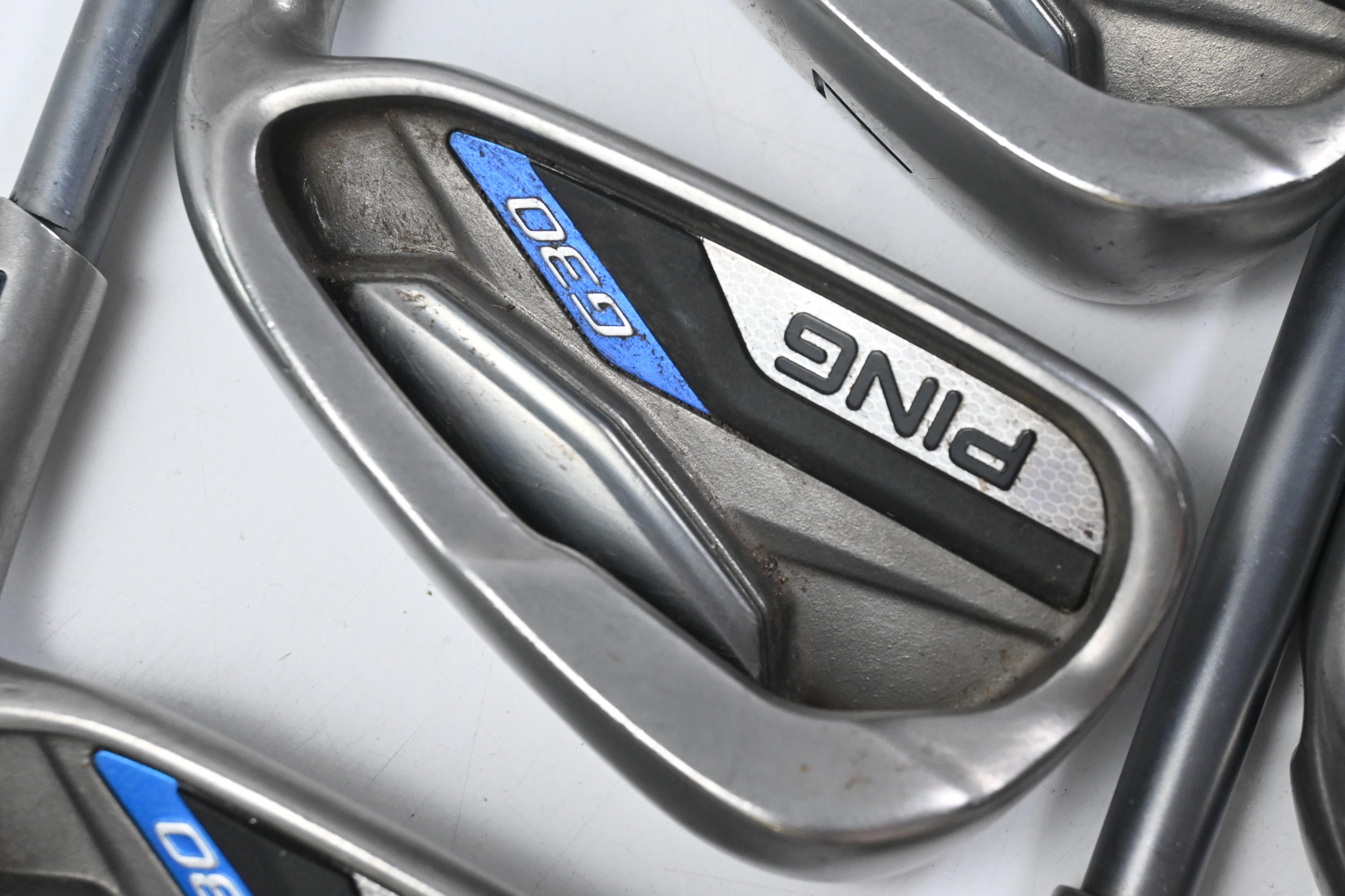 Ping G30 Irons / 5-9i+SW / Black Dot / Regular Flex Ping TFC 419 Shafts