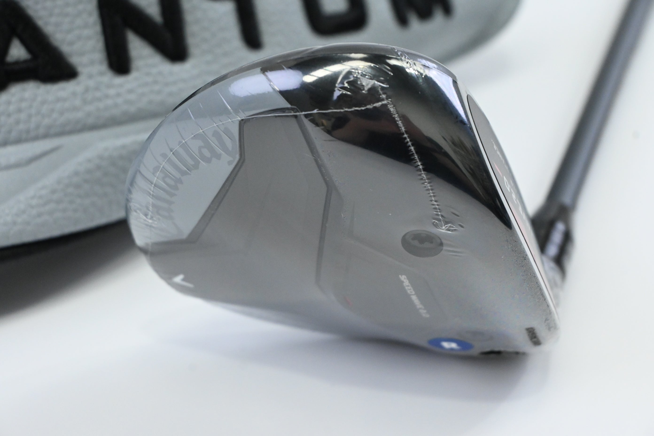 Callaway Quantum Max #5 Wood / 18 Degree / Regular Flex Denali Frost Silver 60