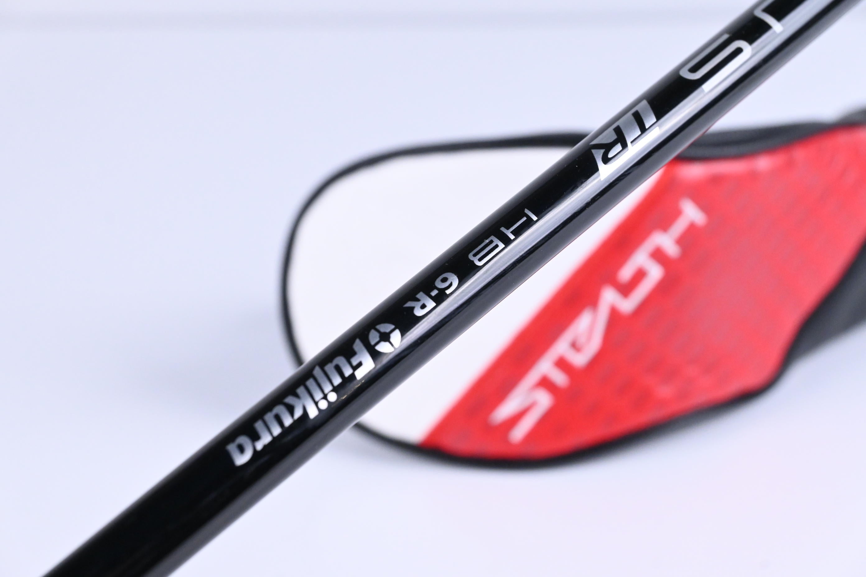 Taylormade Stealth 2 #4 Hybrid / 22 Degree / Regular Flex Fujikura Ventus TR Red