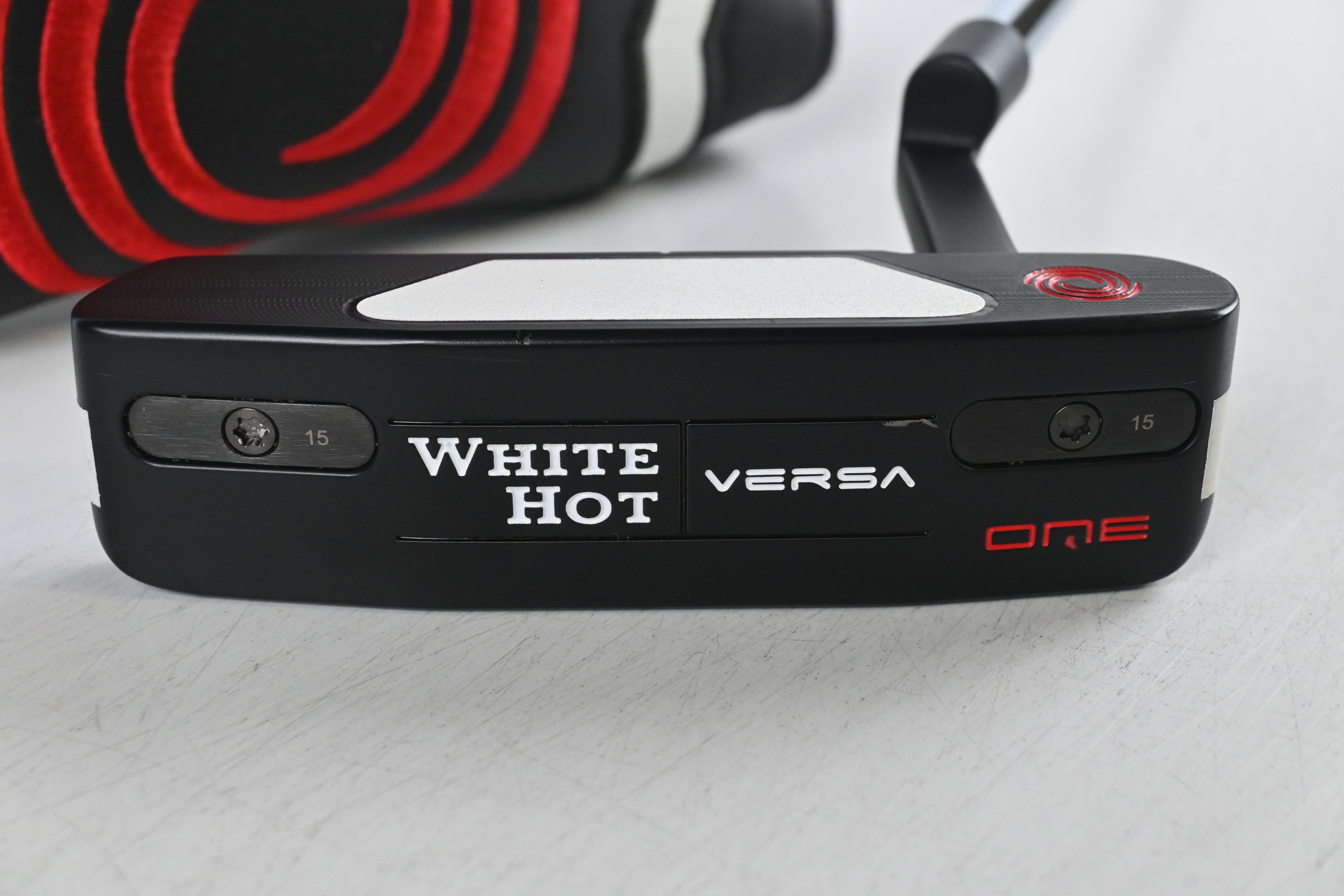 Odyssey White Hot Versa One Putter / 34 Inch