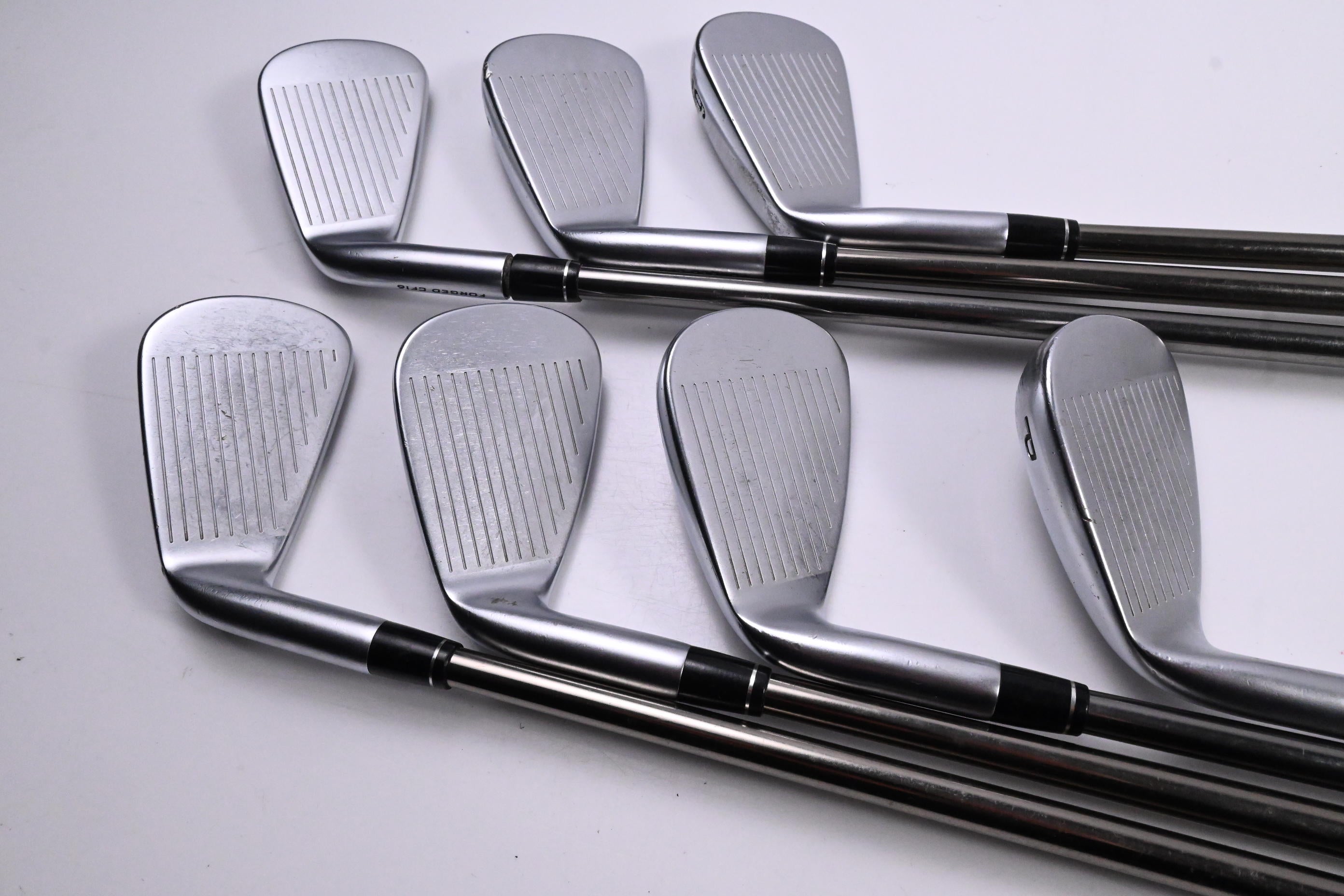 Callaway Apex CF16 Irons / 4-PW / Regular Flex Recoil 95 Shafts