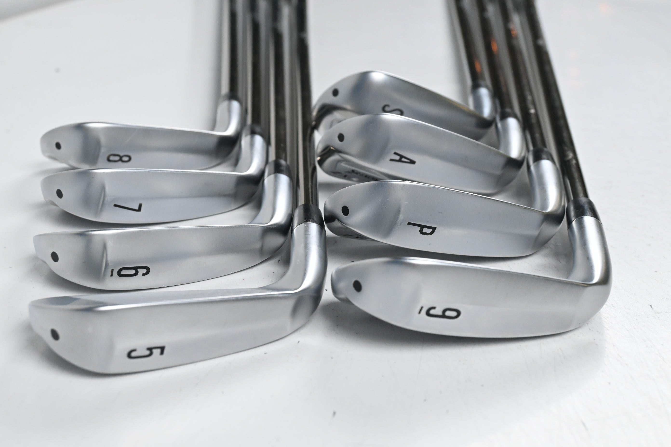 Srixon ZXi4 Irons / 5-PW+GW+SW / Regular Flex Recoil 95 Shafts