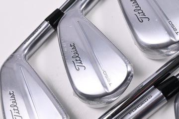 Titleist T250 2025 Irons / 5-PW+48° / Regular Flex AMT Black Shafts