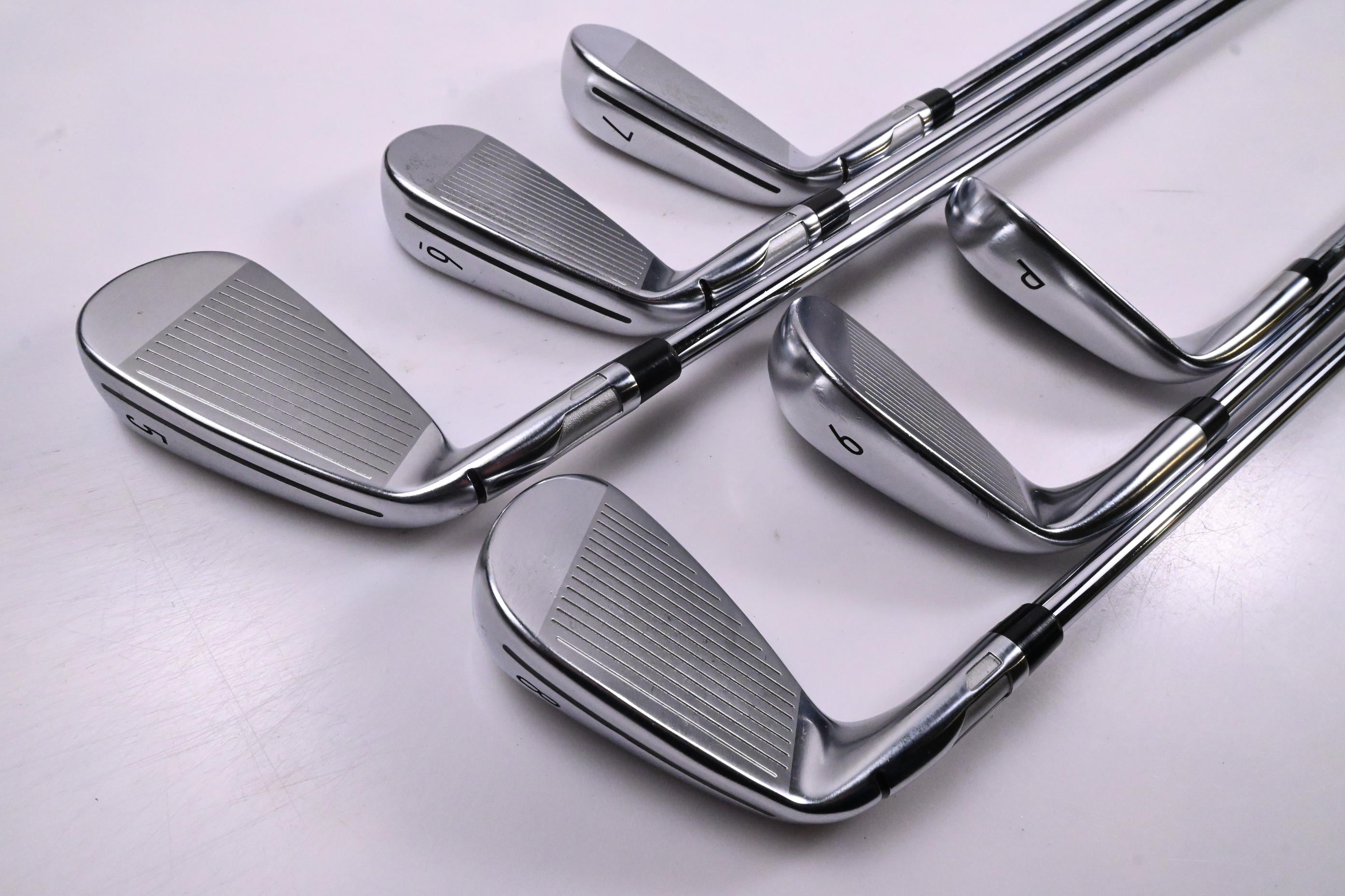 Taylormade Qi Irons / 5-PW / Regular Flex KBS MAX MT 85 Shafts