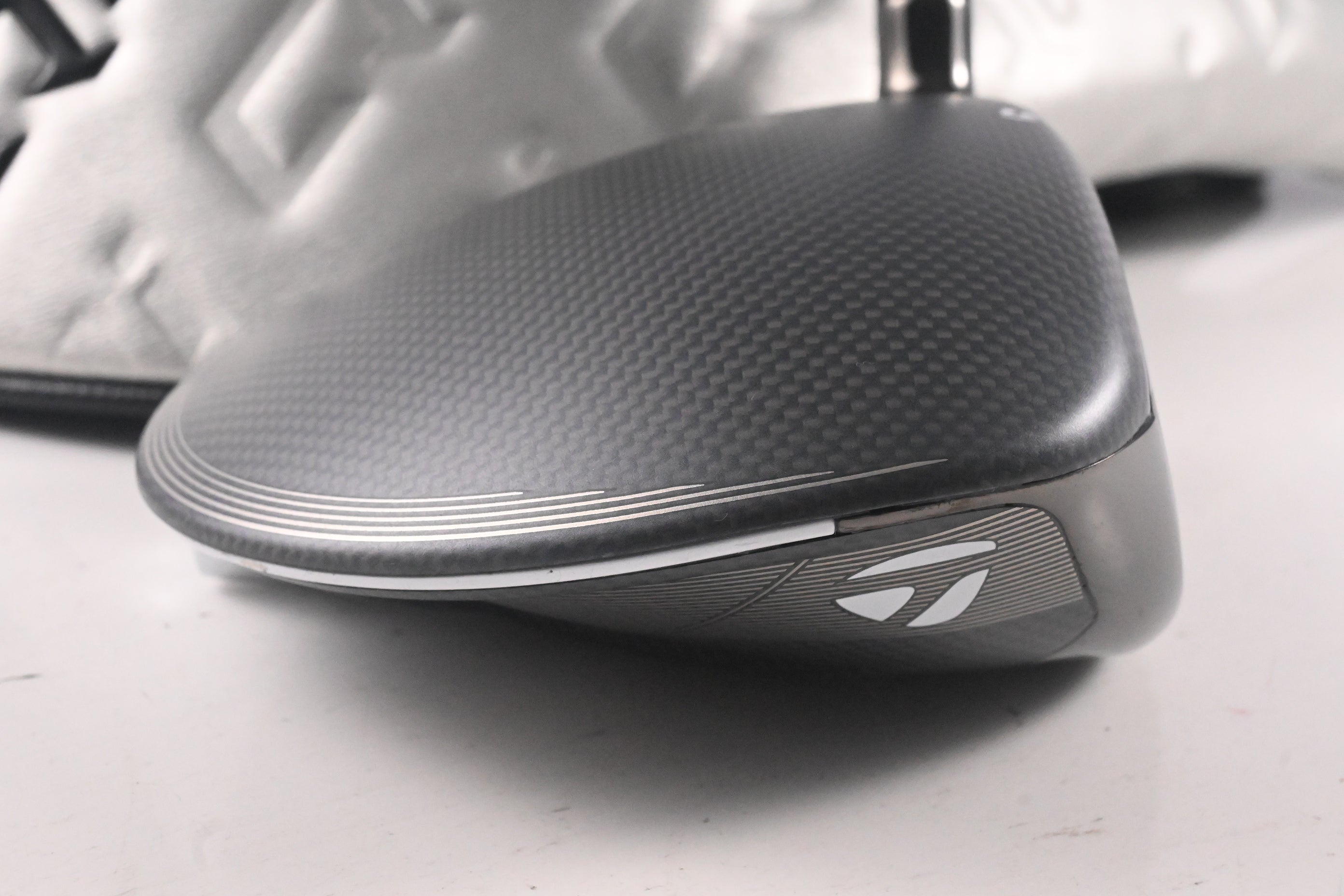 Taylormade Qi35 Max Lite Driver / 12 Degree / Regular Flex Vanquish 4 Shaft