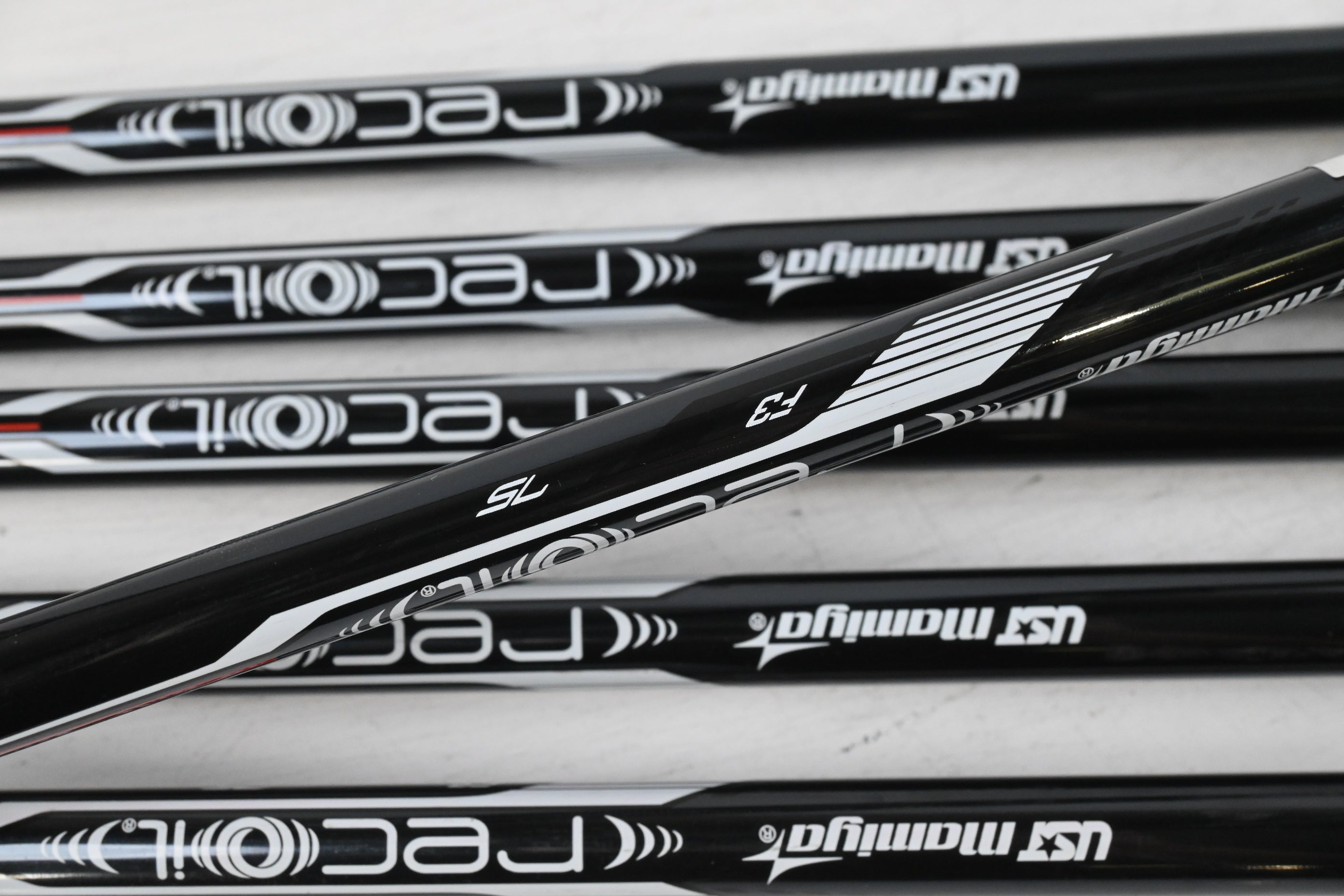 Wilson DYNAPWR Max 2025 Irons / 5-PW / Regular Flex UST Mamiya Recoil Dart 75