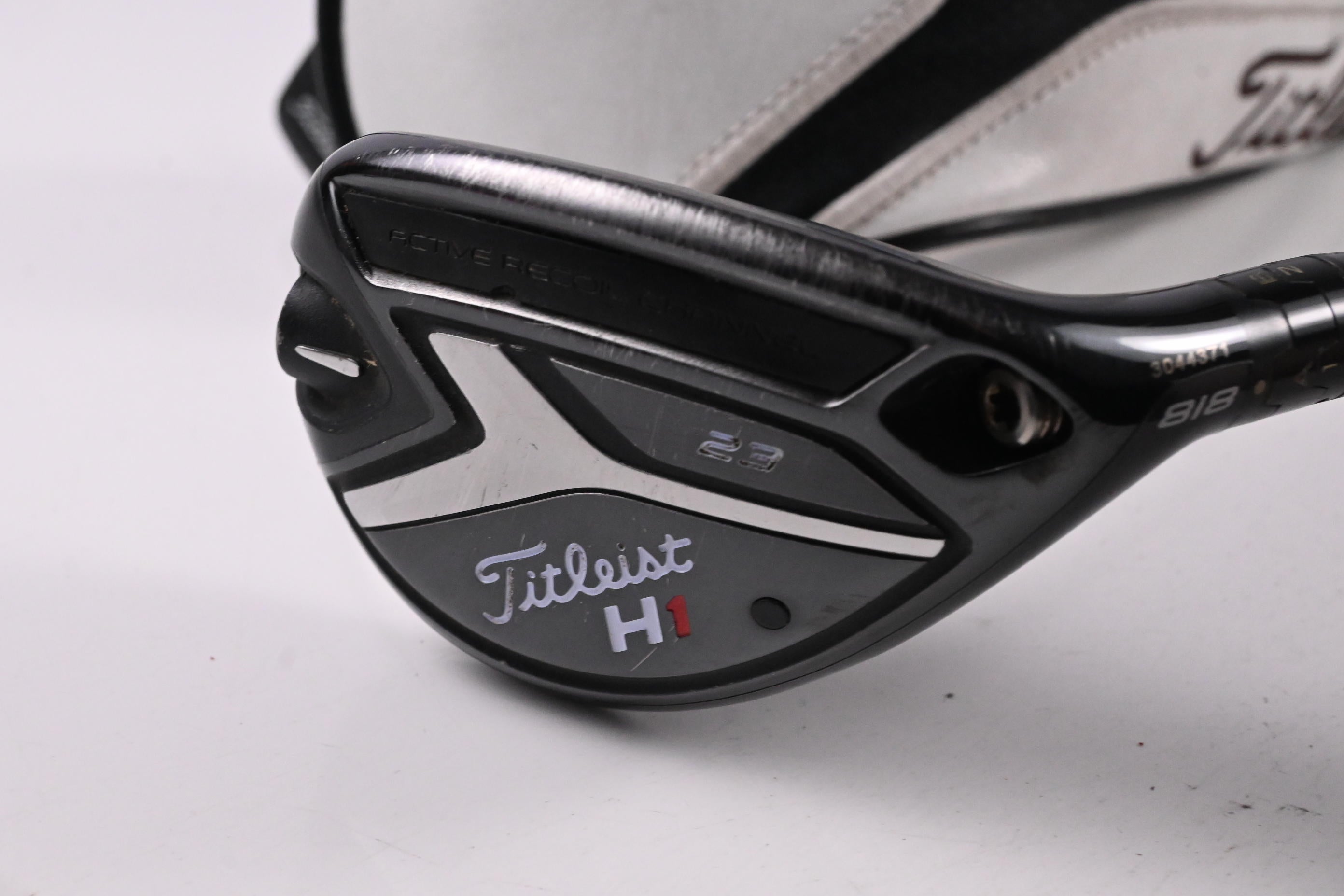 Titleist 818 H1 #3 Hybrid / 23 Degree / Regular Flex Tensei CK Red 60 Shaft