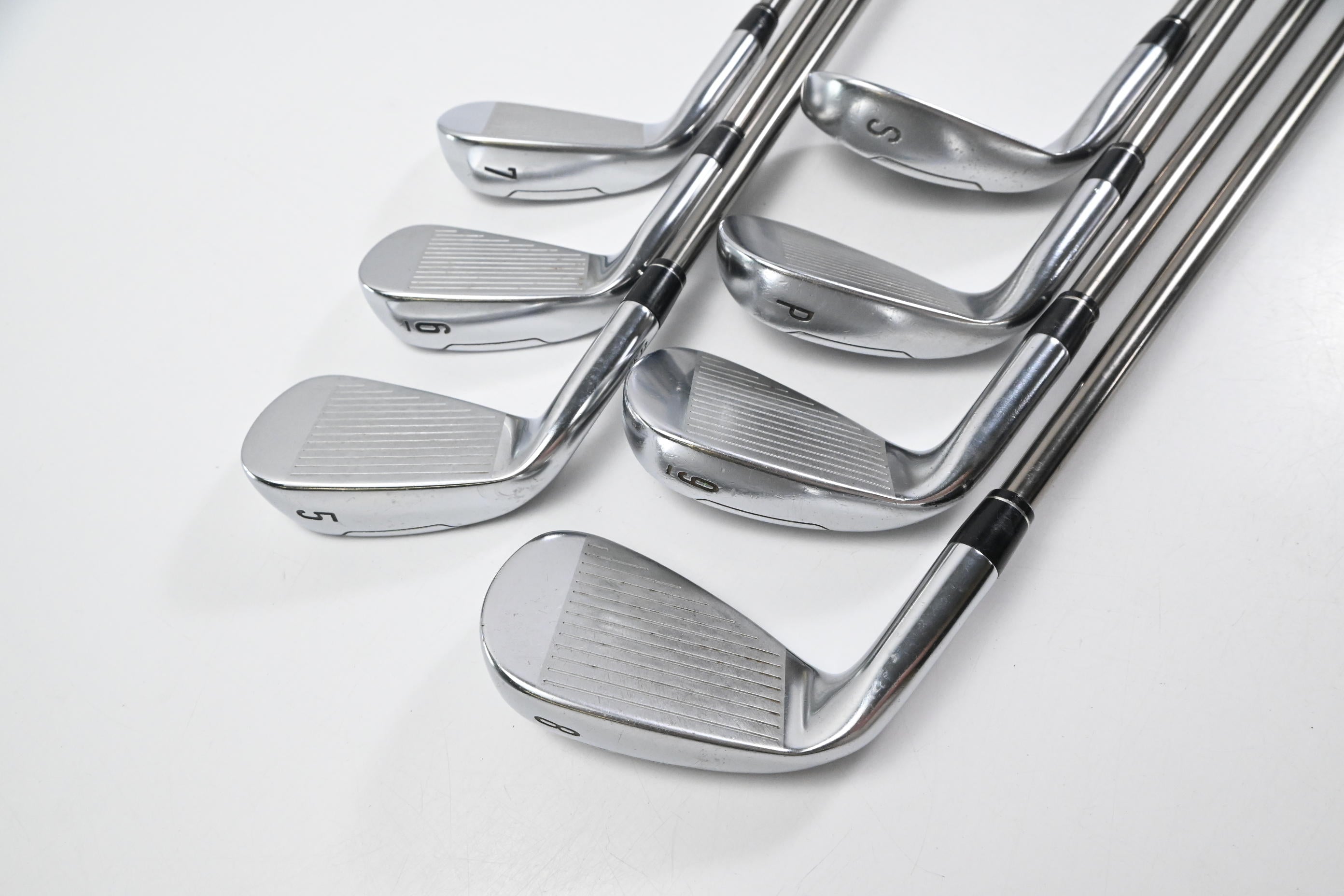 Callaway Epic Irons / 5-PW+SW / Regular Flex UST Mamiya Recoil ES 760 Shafts