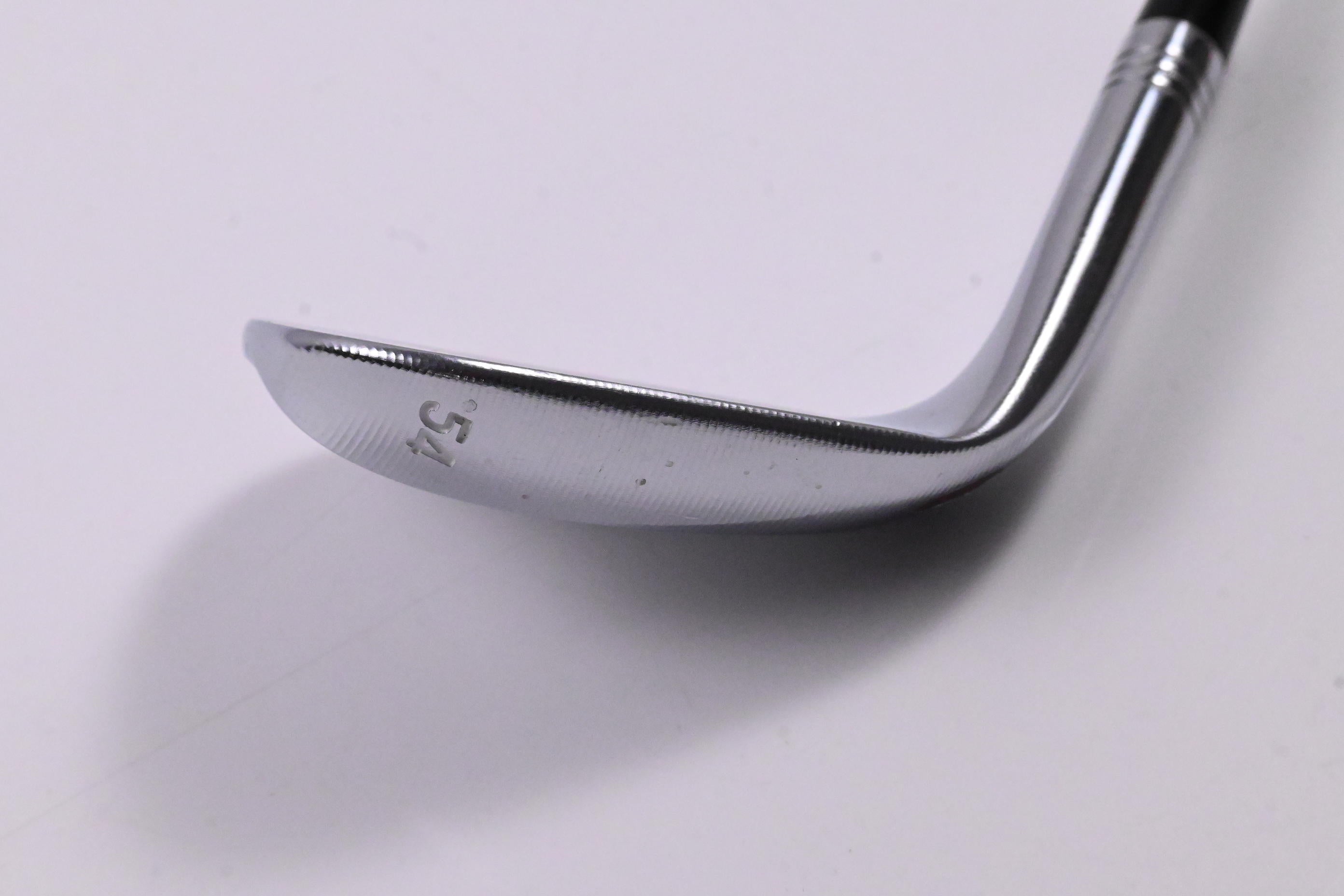 Taylormade Milled Grind Sand Wedge / 54 Degree / Wedge Flex Dynamic Gold Shaft