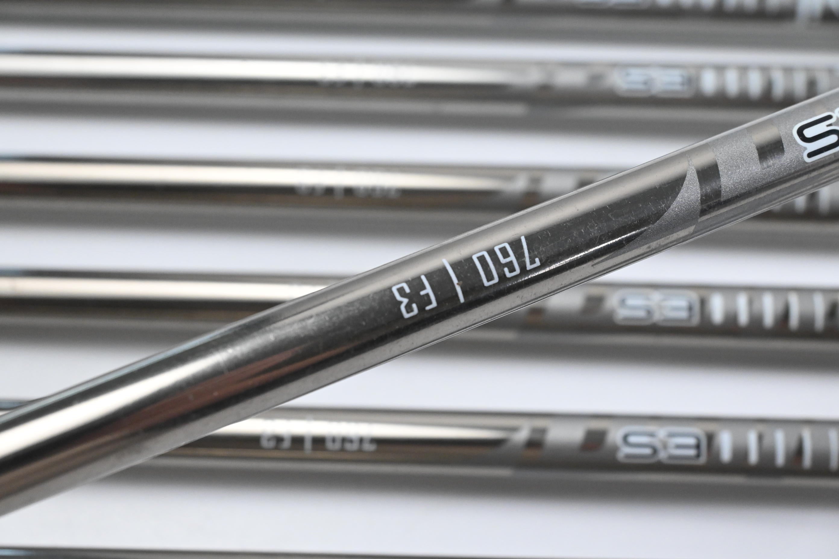 Callaway Epic Irons / 5-PW+SW / Regular Flex UST Mamiya Recoil ES 760 Shafts