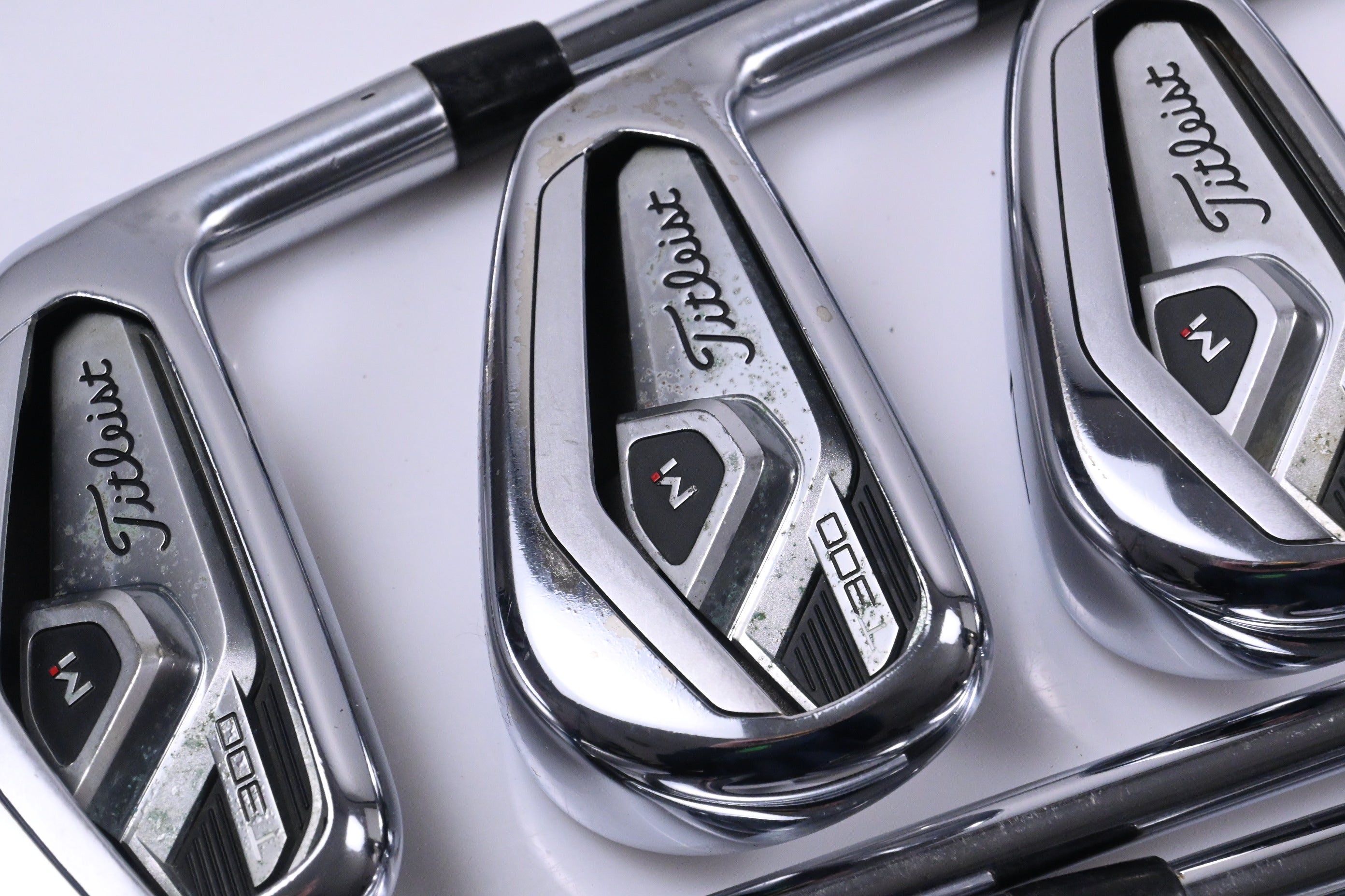 Titleist T300 2021 Irons / 5-PW+GW / Regular Flex True Temper AMT Red R300