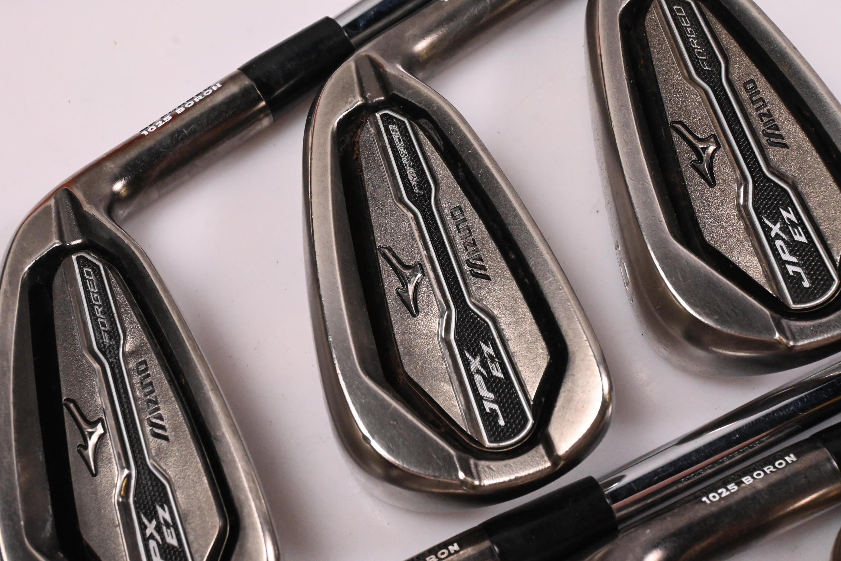 Mizuno JPX EZ Forged 2016 Irons / 4-PW / Regular Flex XP 95 R300 Shafts