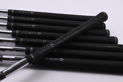 Taylormade Tour Burner Irons / 4-PW+SW / Regular Flex Burner 105 Shafts