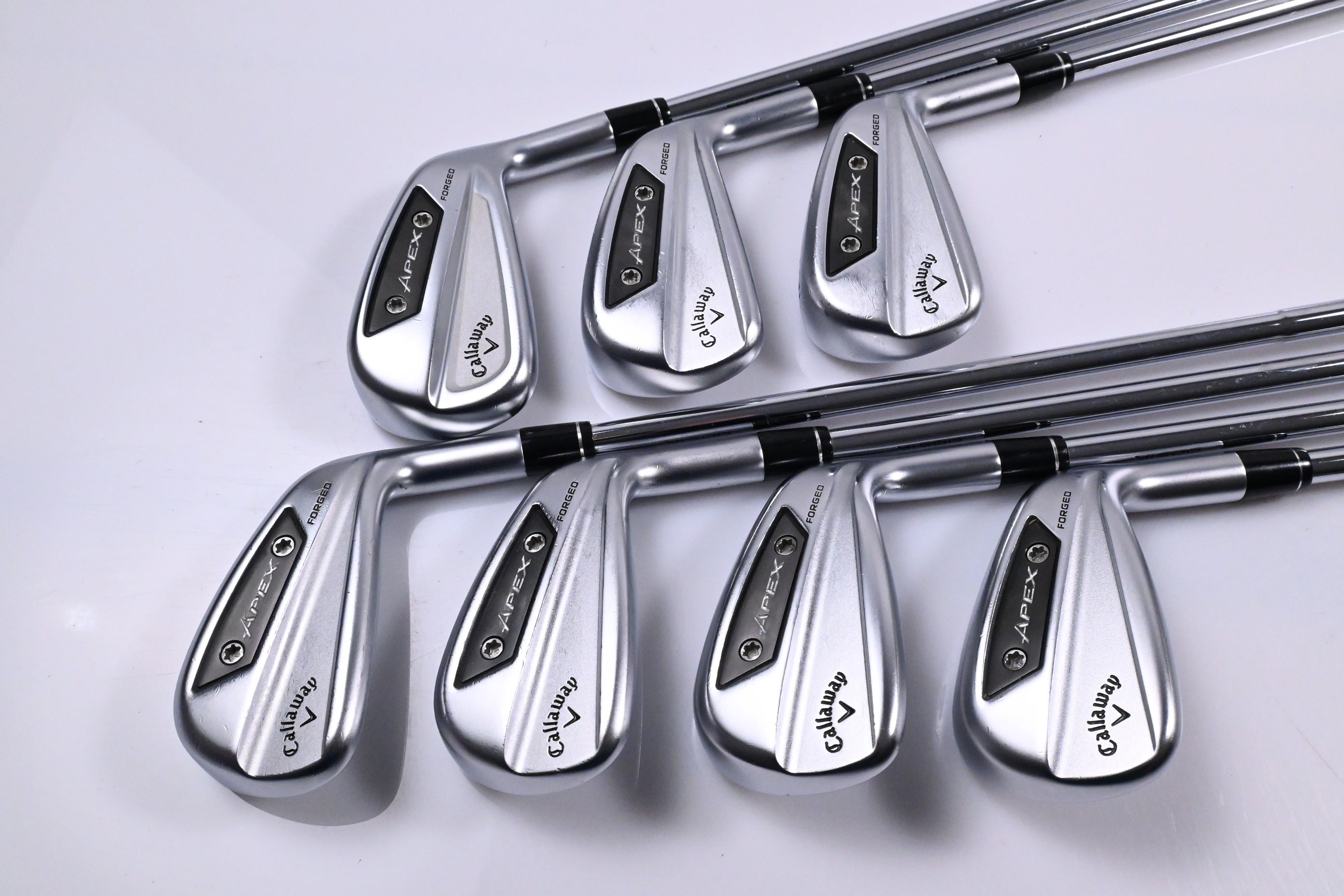 Callaway Apex Ai200 Irons / 4-PW / Regular Flex Dynamic Gold Mid 90 R300 Shafts