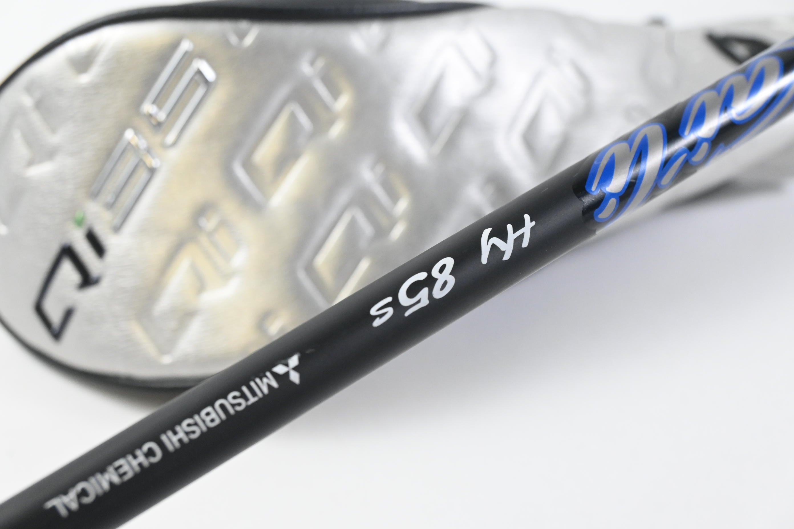 Taylormade Qi35 #2 Hybrid / 17 Degree / Stiff Flex Kai'li Blue 85 Shaft