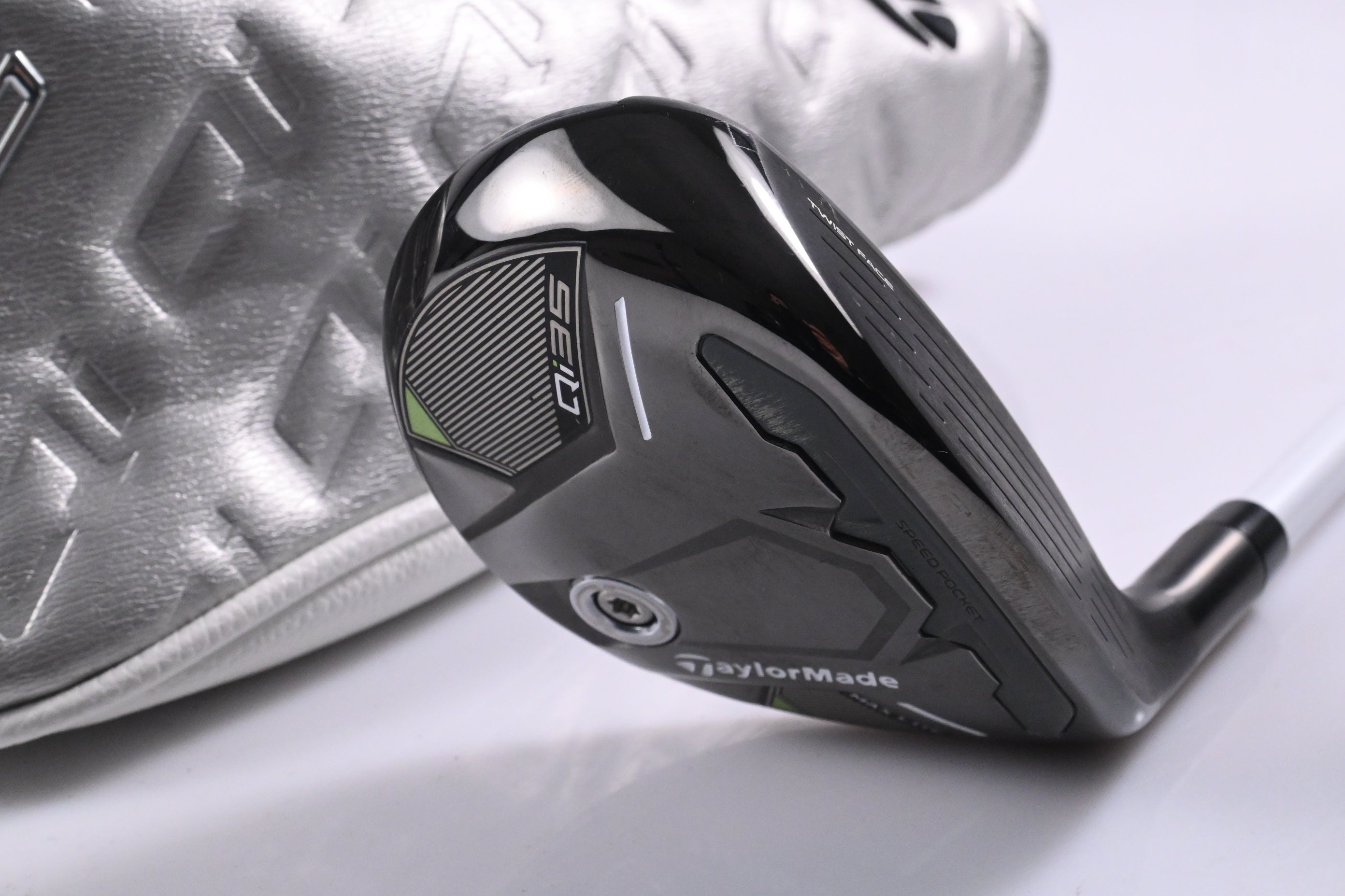 Ladies Taylormade Qi35 Max Lite #5 Hybrid / 27 Degree / Ladies Flex Air Speeder