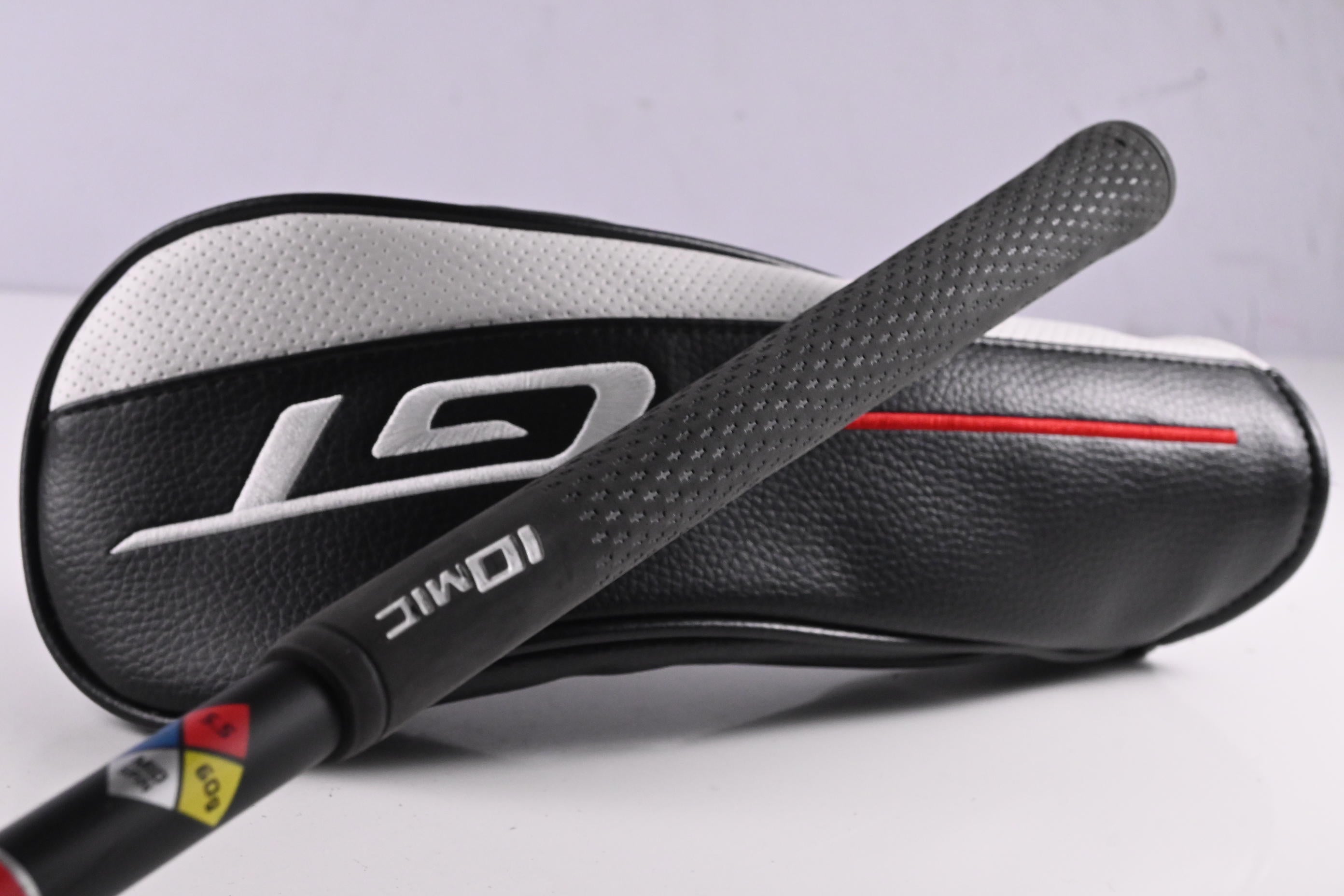Titleist GT2 Fairway #7 Wood / 21 Degree / Regular Flex HZRDUS CB Red 60 Shaft