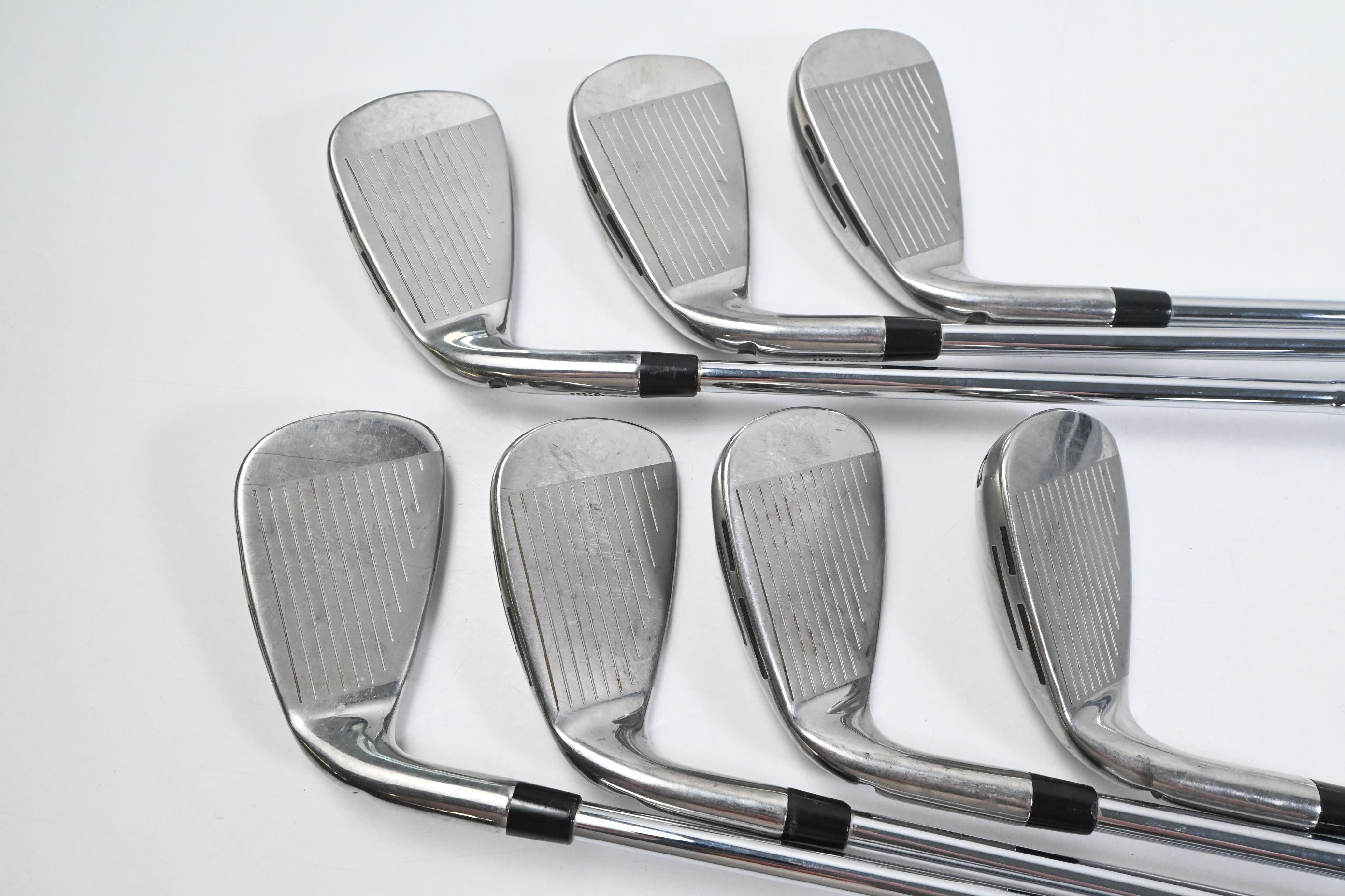 Wilson D9 Irons / 4-PW / Stiff Flex Dynamic Gold S300 Shafts