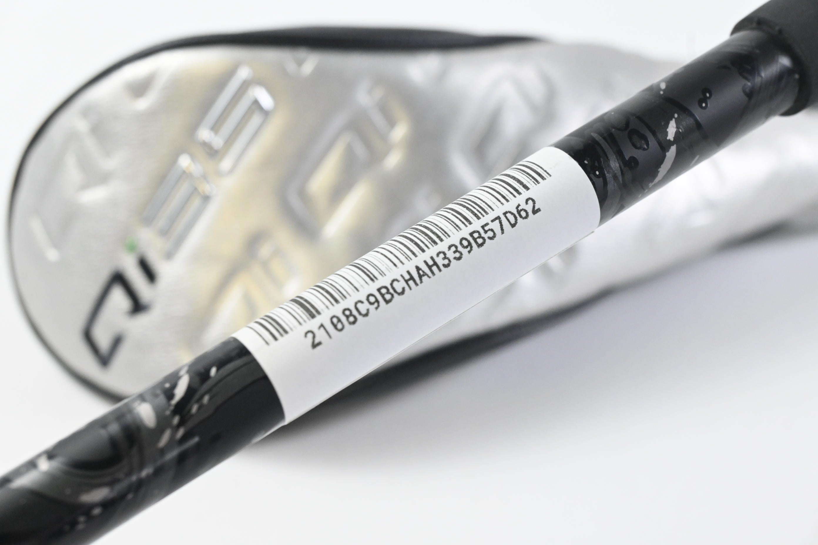 Taylormade Qi35 #2 Hybrid / 17 Degree / Stiff Flex Kai'li Blue 85 Shaft