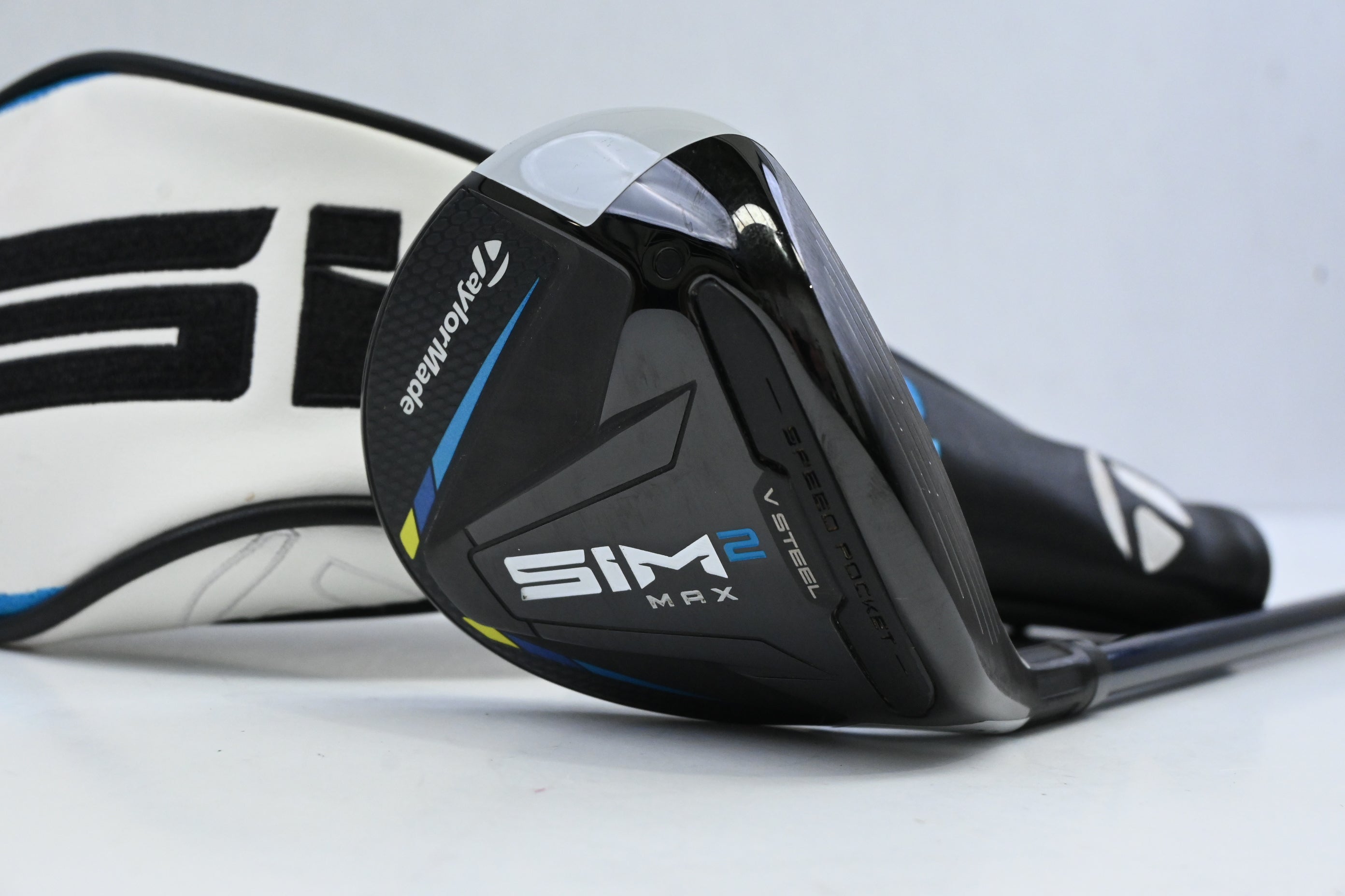 Taylormade SIM2 Max #5 Wood / 18 Degree / Regular Flex Fujikura Ventus Blue 5