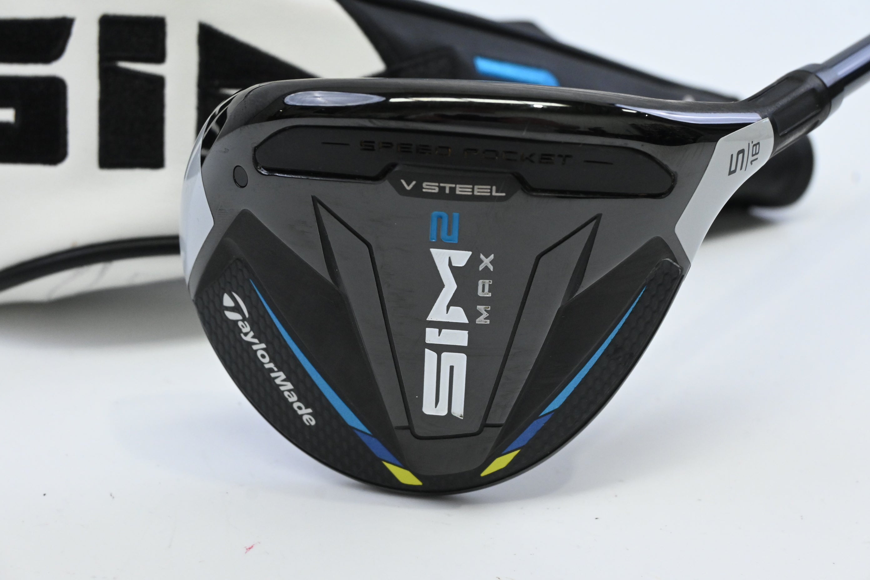 Taylormade SIM2 Max #5 Wood / 18 Degree / Regular Flex Fujikura Ventus Blue 5