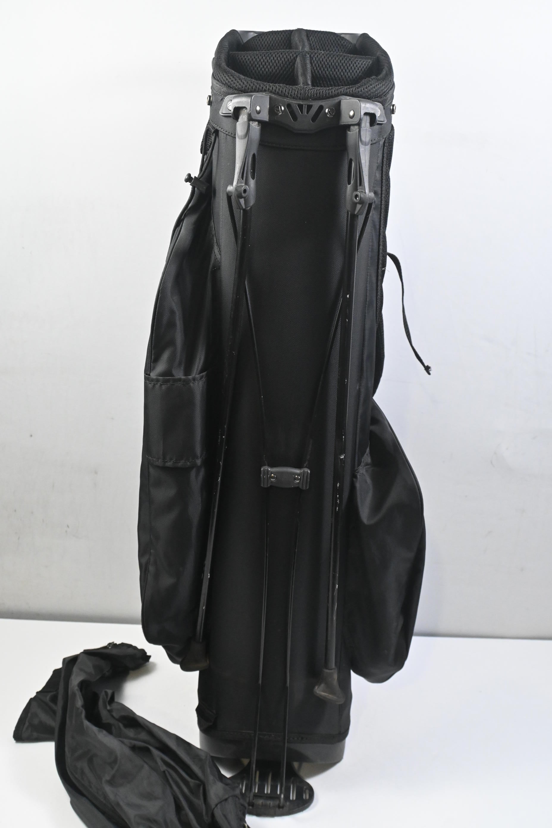 Taylormade Stand Bag / 5-Way Divider / Black, Grey