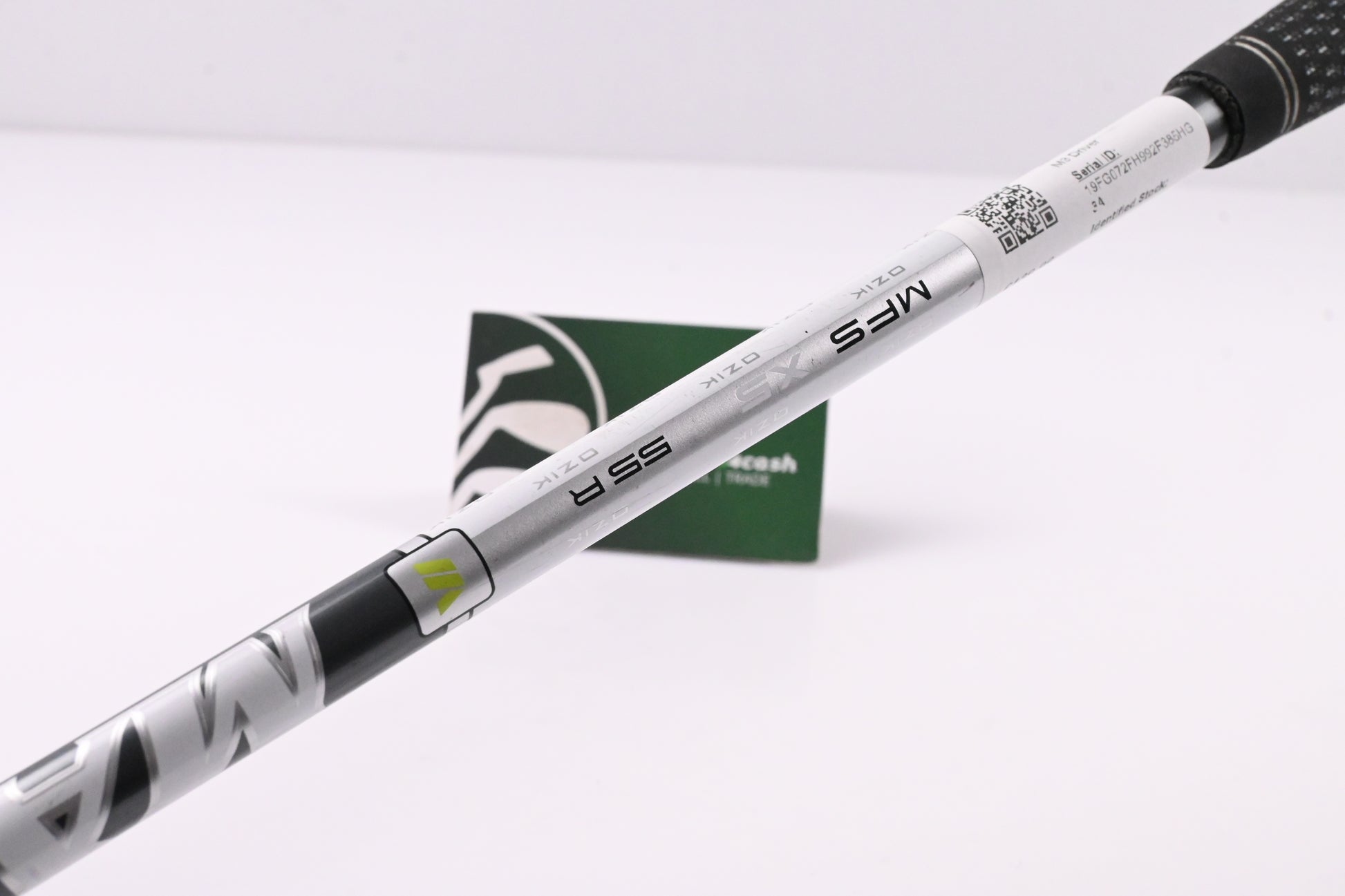 Taylormade M3 Driver / 10.5 Degree / Regular Flex Matrix Ozik White Tie 55