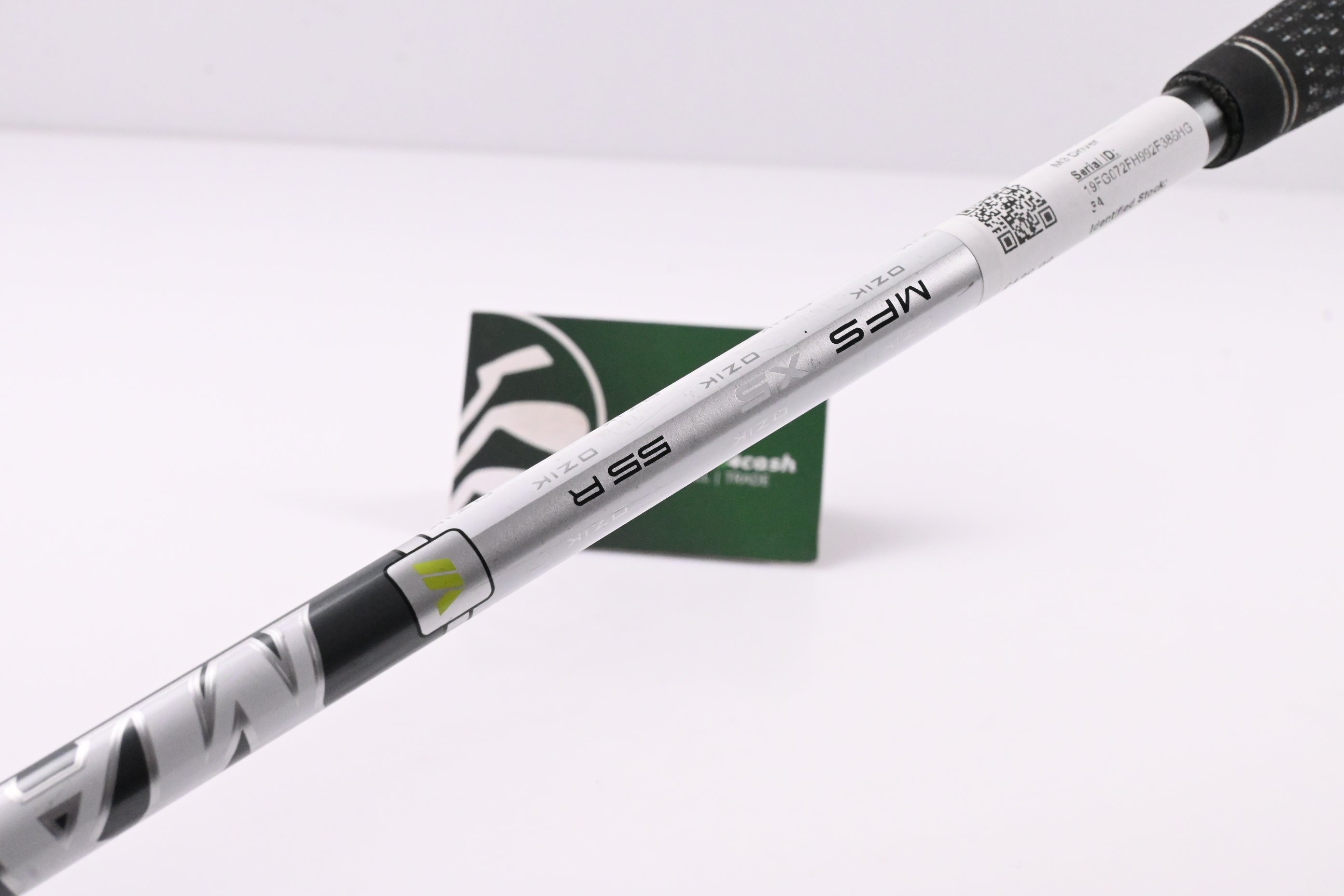 Taylormade M3 Driver / 10.5 Degree / Regular Flex Matrix Ozik White Tie 55