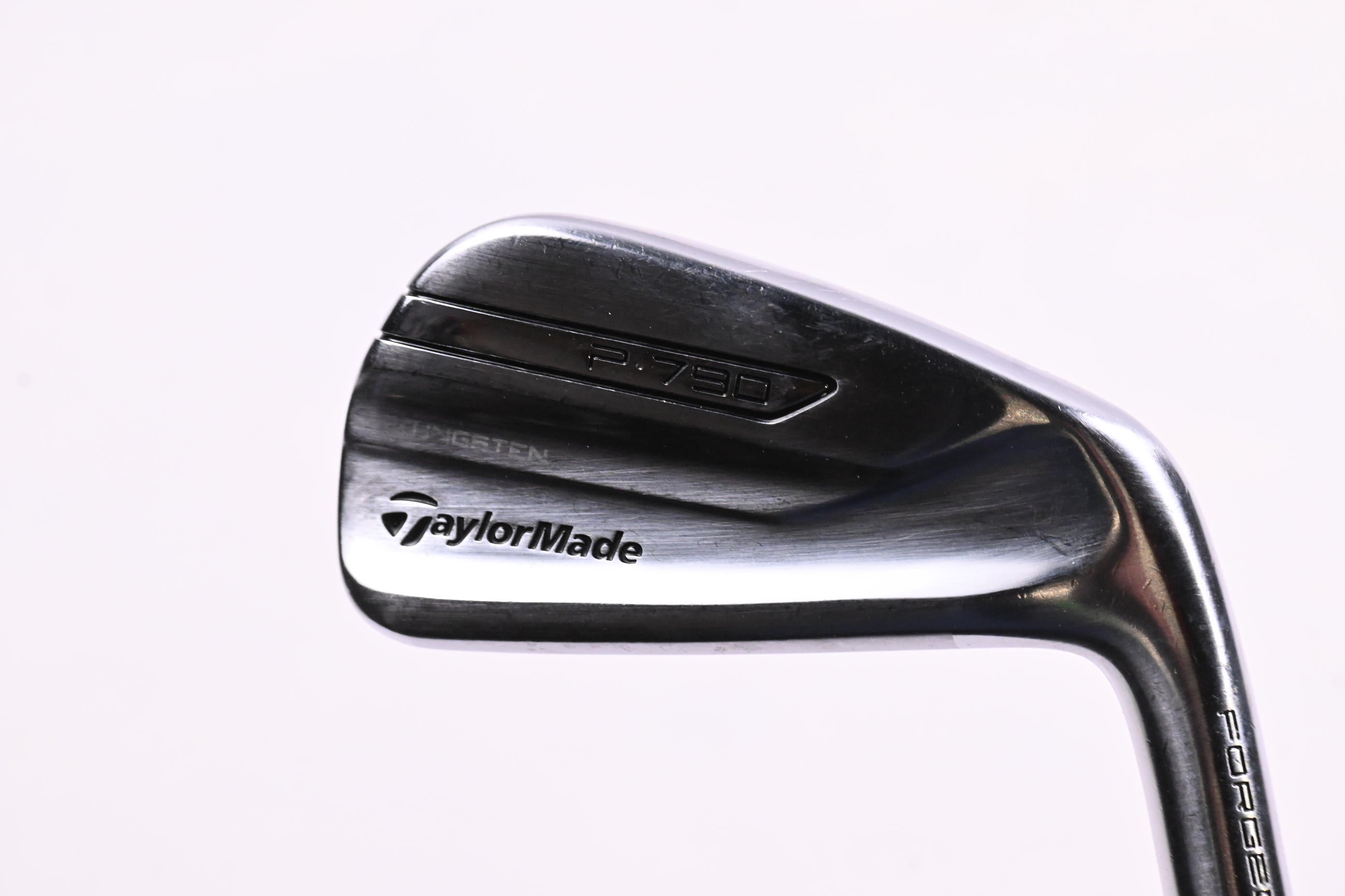 Taylormade P790 UDI 2017 #2 Iron / 17 Degree / Stiff Flex Dynamic Gold 105 Shaft
