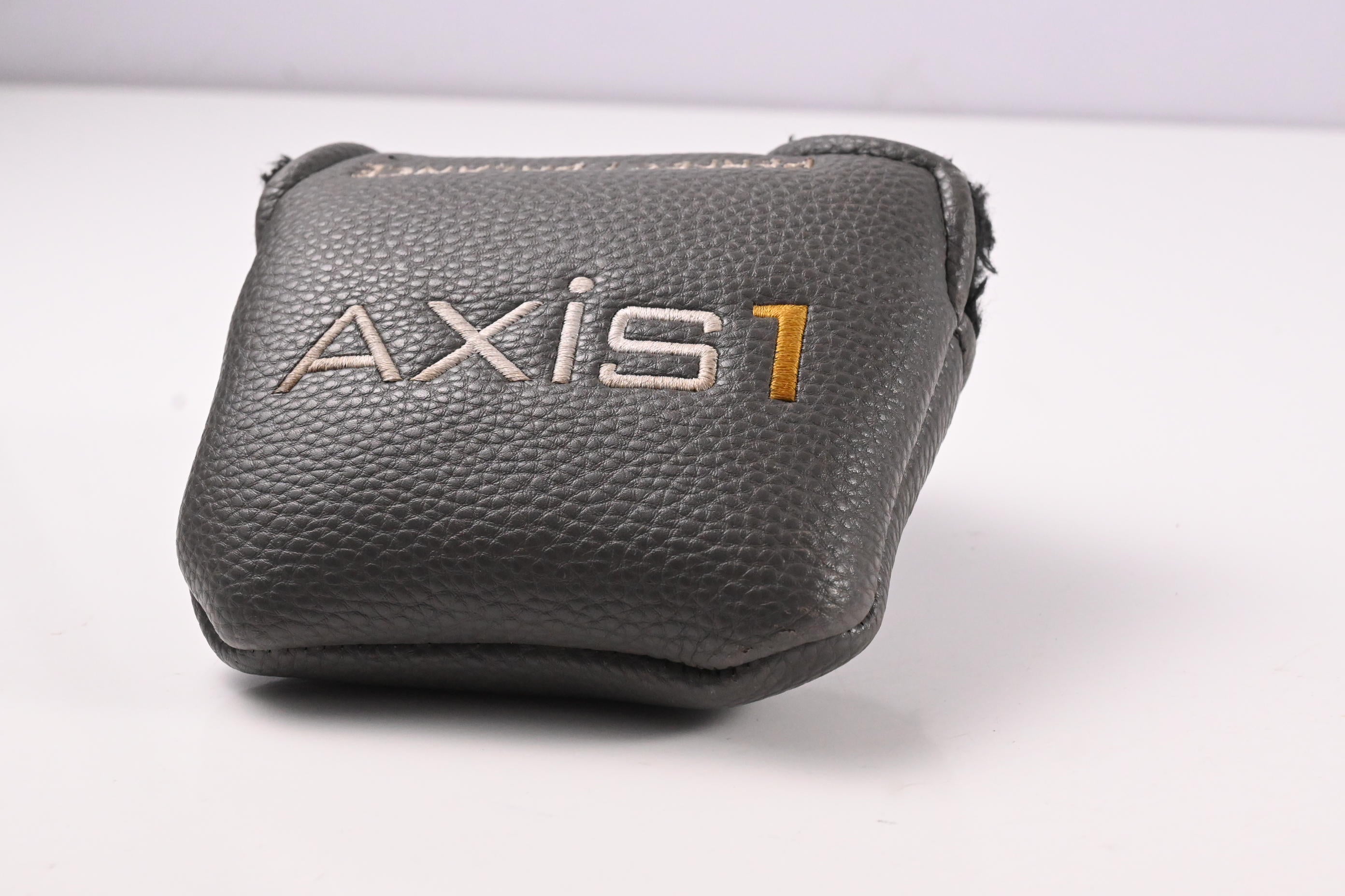 Axis1 Tour-HM Putter / 35 Inch