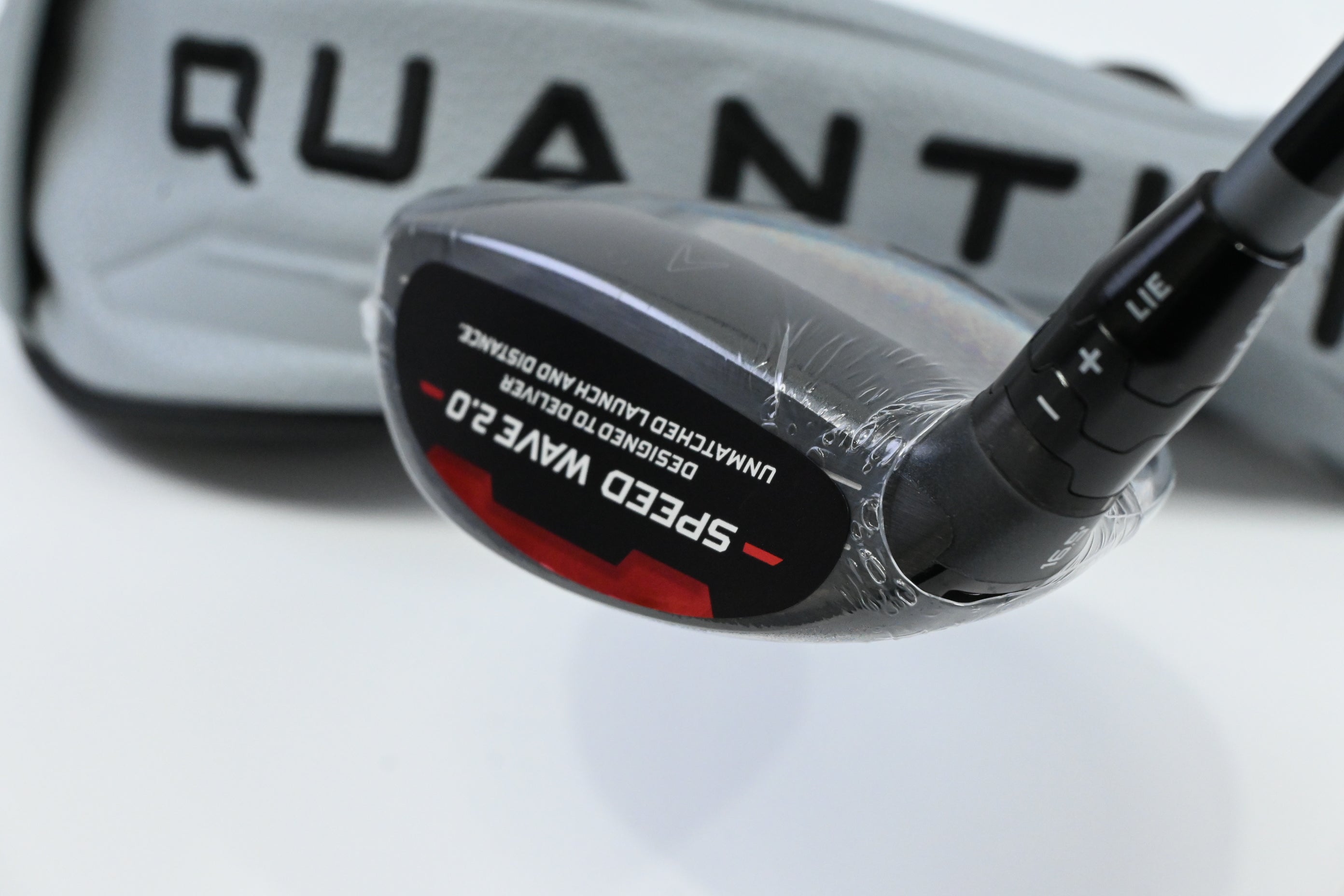 Callaway Quantum Max #3 Wood / 16.5 Degree / Regular Flex Denali Frost Silver 60