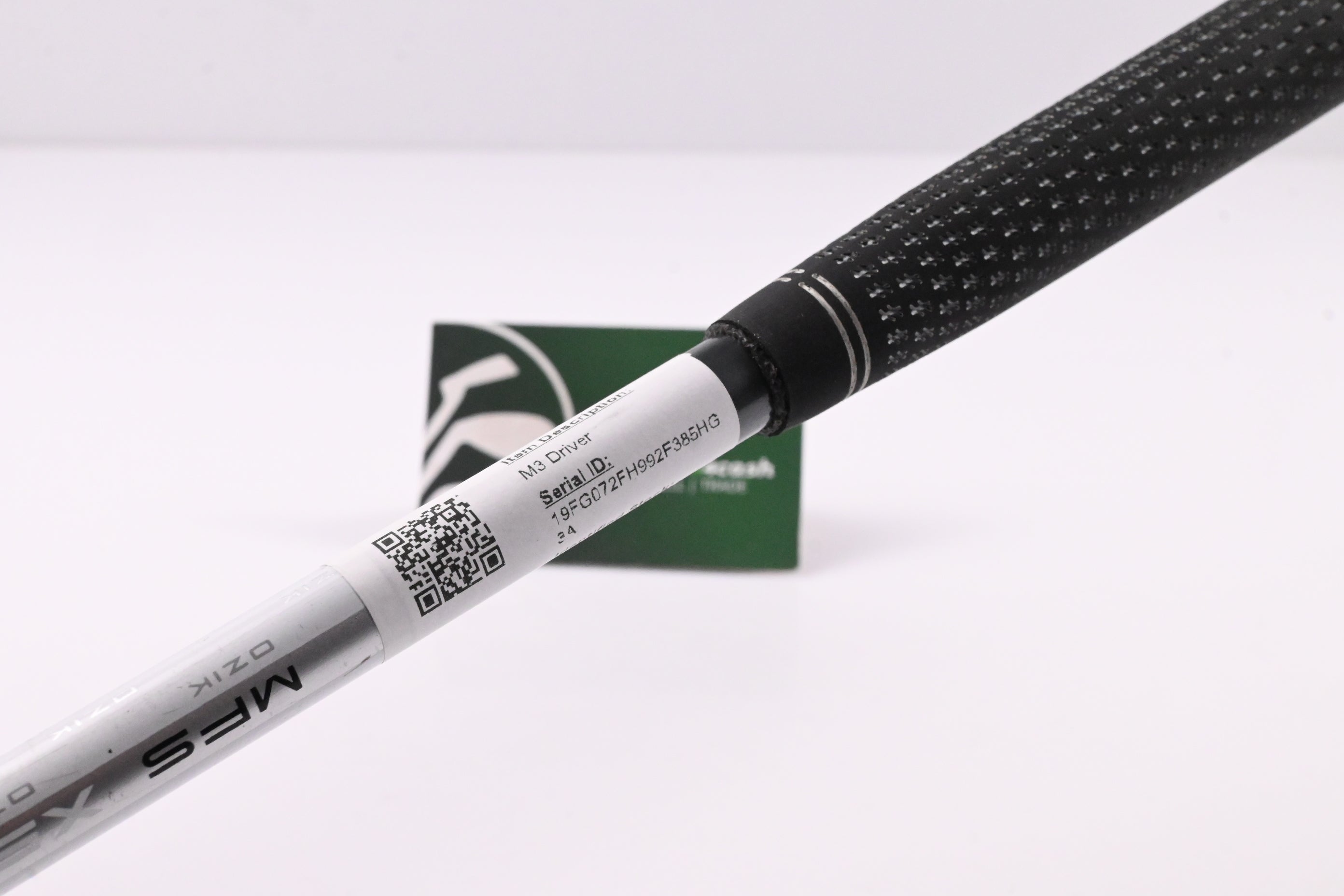 Taylormade M3 Driver / 10.5 Degree / Regular Flex Matrix Ozik White Tie 55