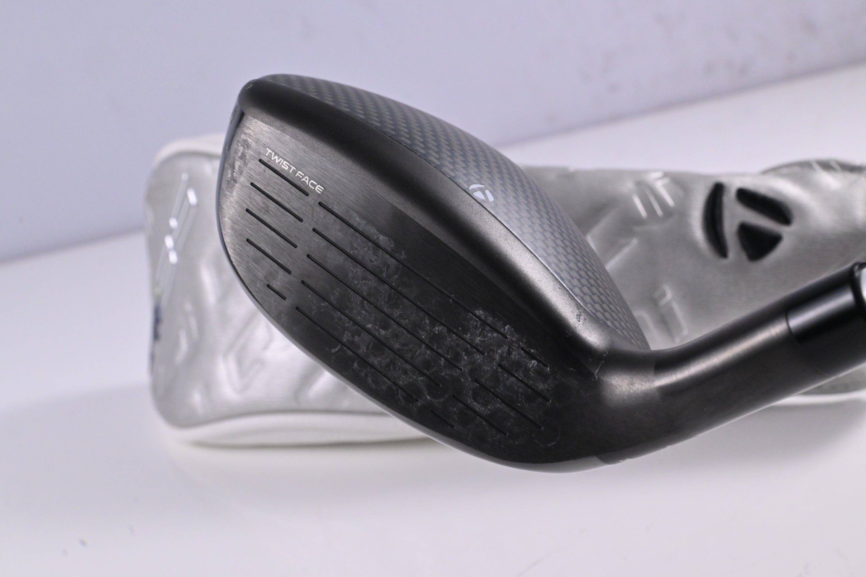 Ladies Taylormade Qi35 Max Lite #5 Hybrid / 27 Degree / Ladies Flex Air Speeder