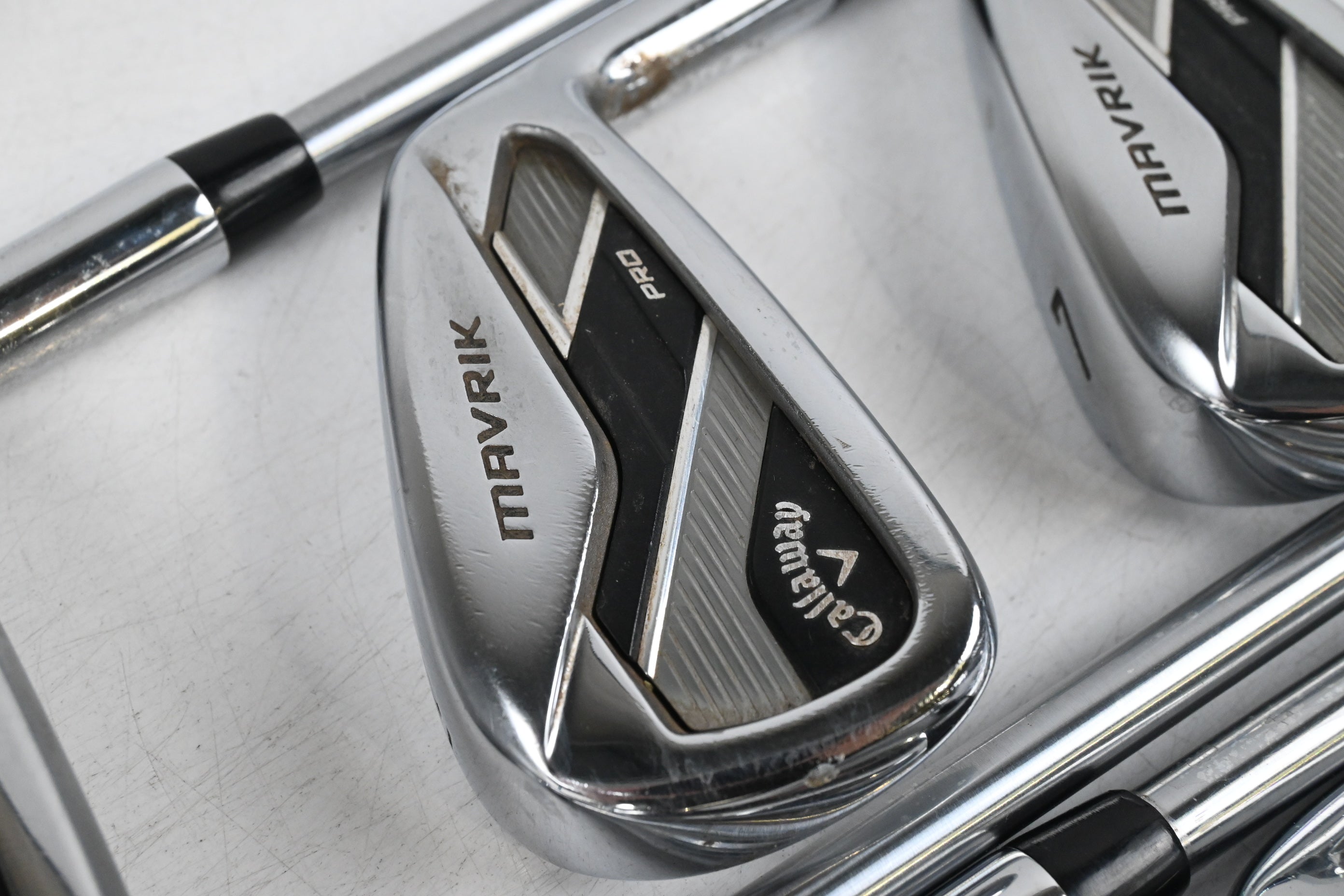 Callaway Mavrik Pro Irons / 5-PW+GW / Regular Flex Project X PXi Shafts