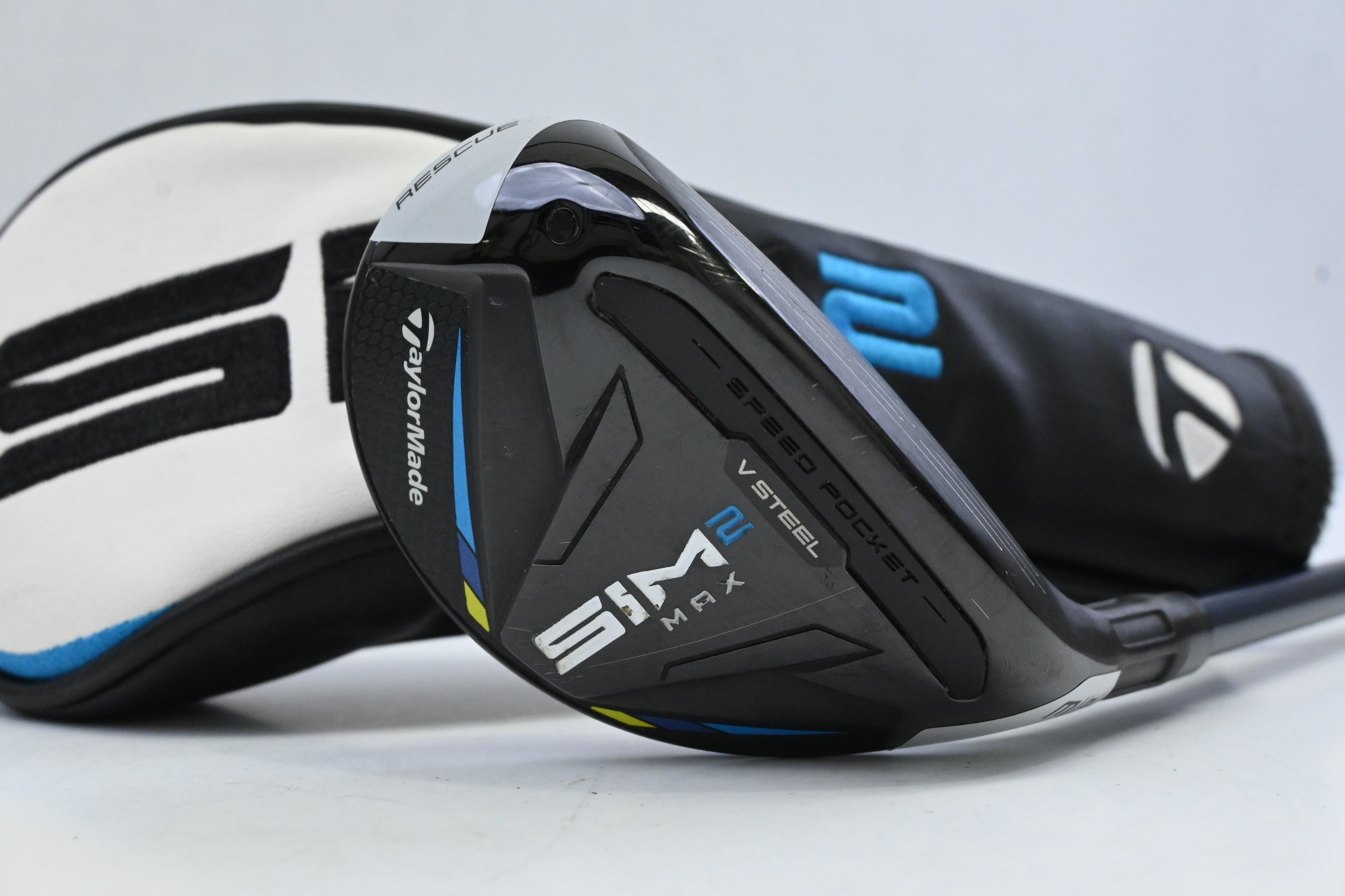 Taylormade SIM2 Max #3 Hybrid / 19 Degree / Regular Flex Fujikura Ventus Blue 6