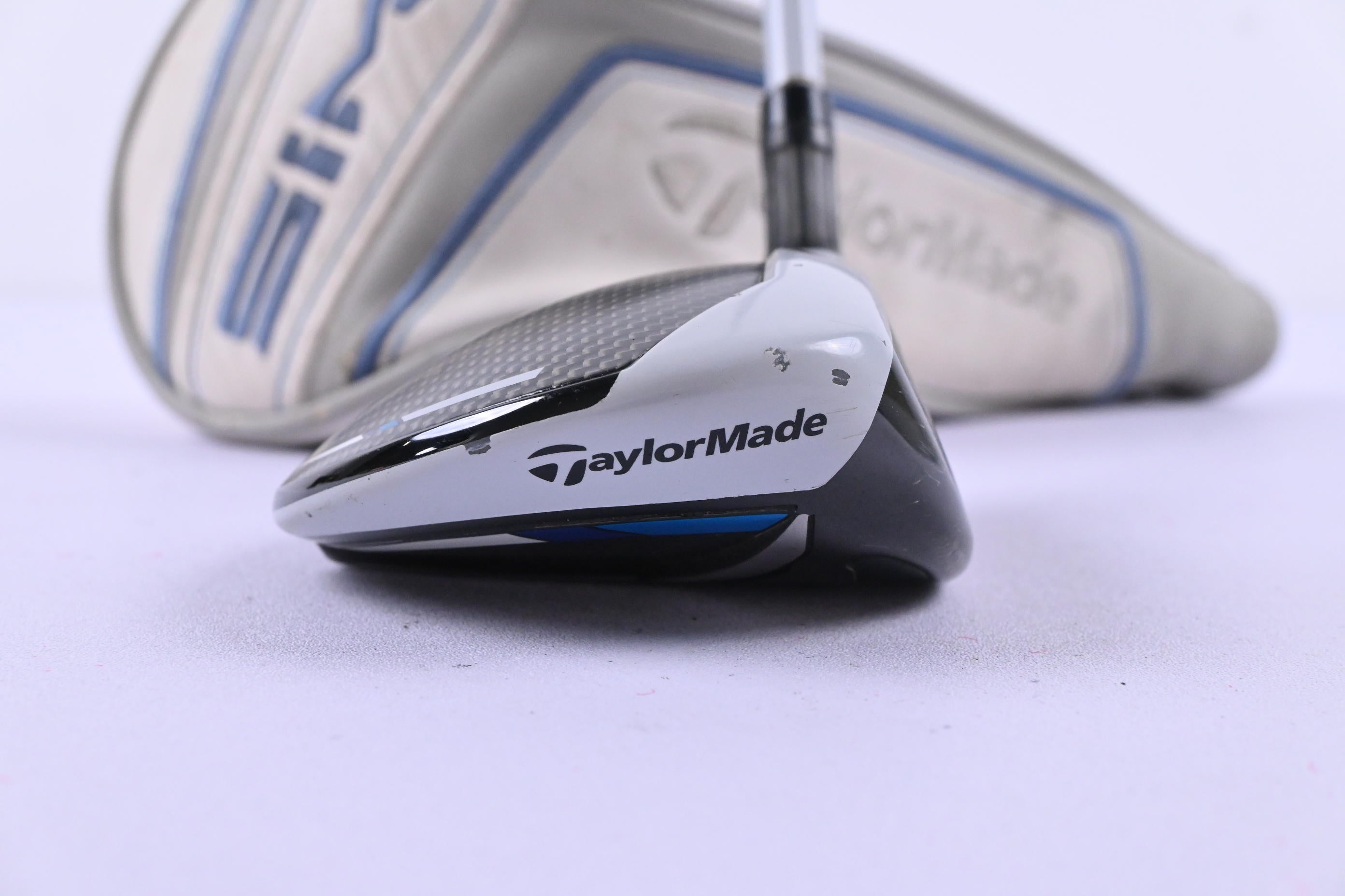 Ladies Taylormade SIM Max #5 Wood / 18 Degree / Ladies Flex Aldila NV 45 Shaft