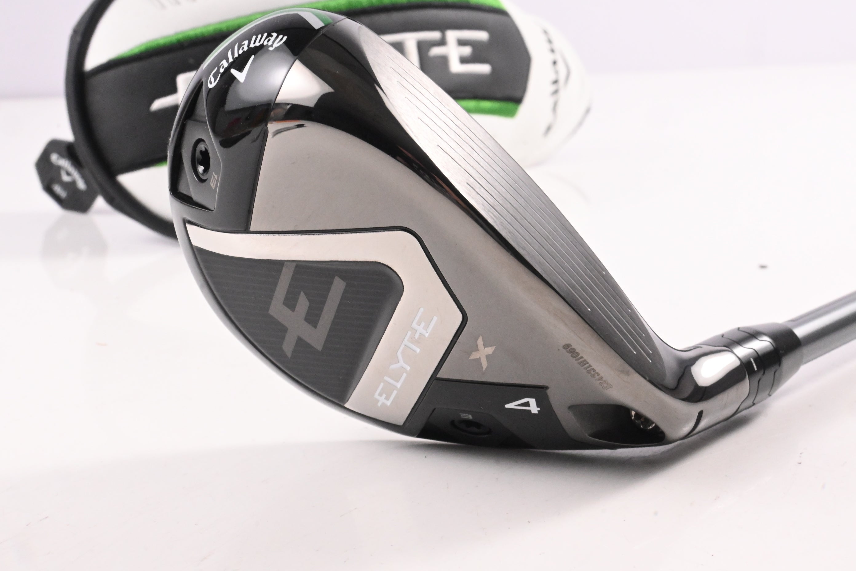 Callaway Elyte X #4 Hybrid / 21 Degree / Regular Flex Denali Charcoal 60 Shaft