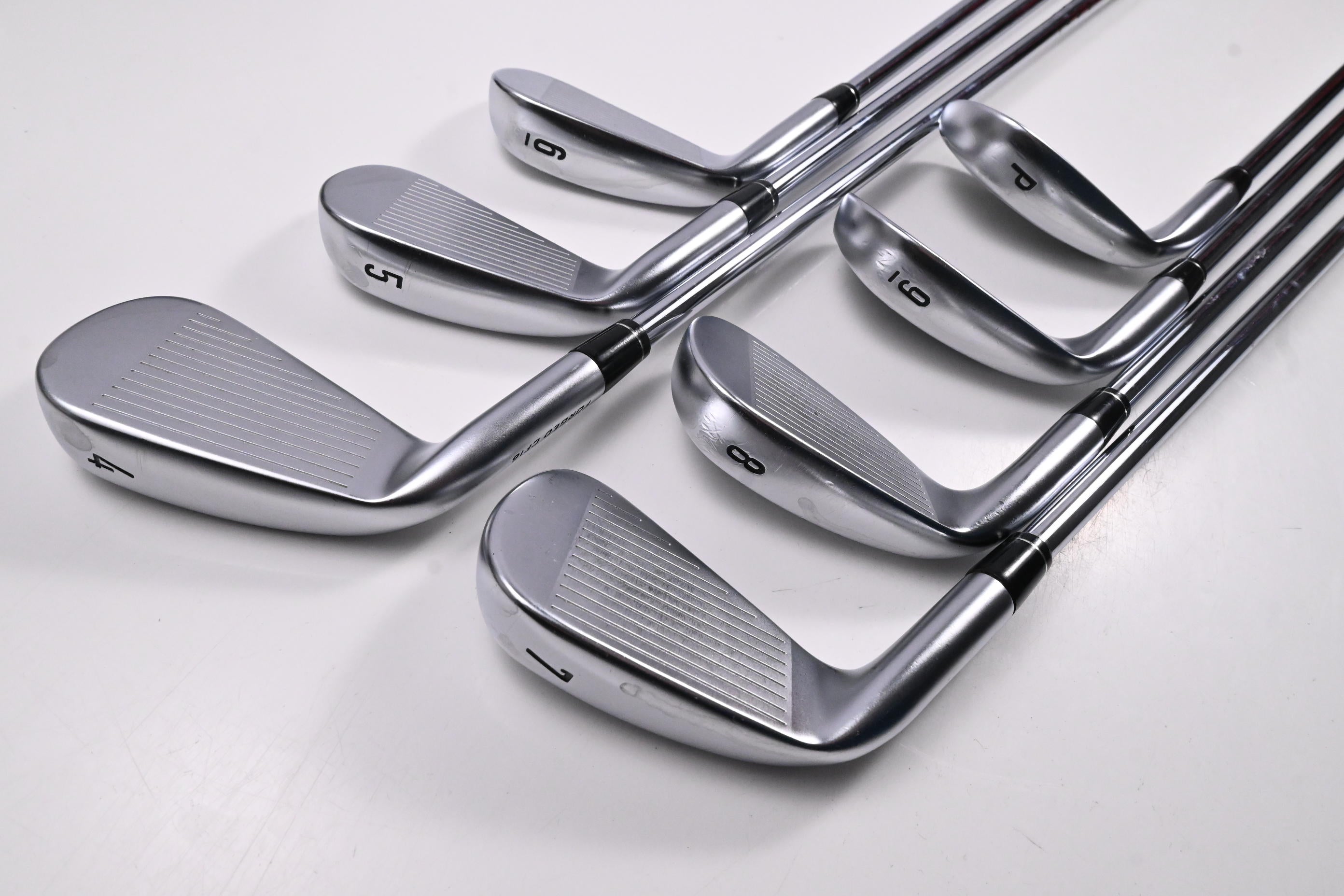 Callaway Apex CF16 Irons / 4-PW / Regular Flex XP 95 R300 Shafts