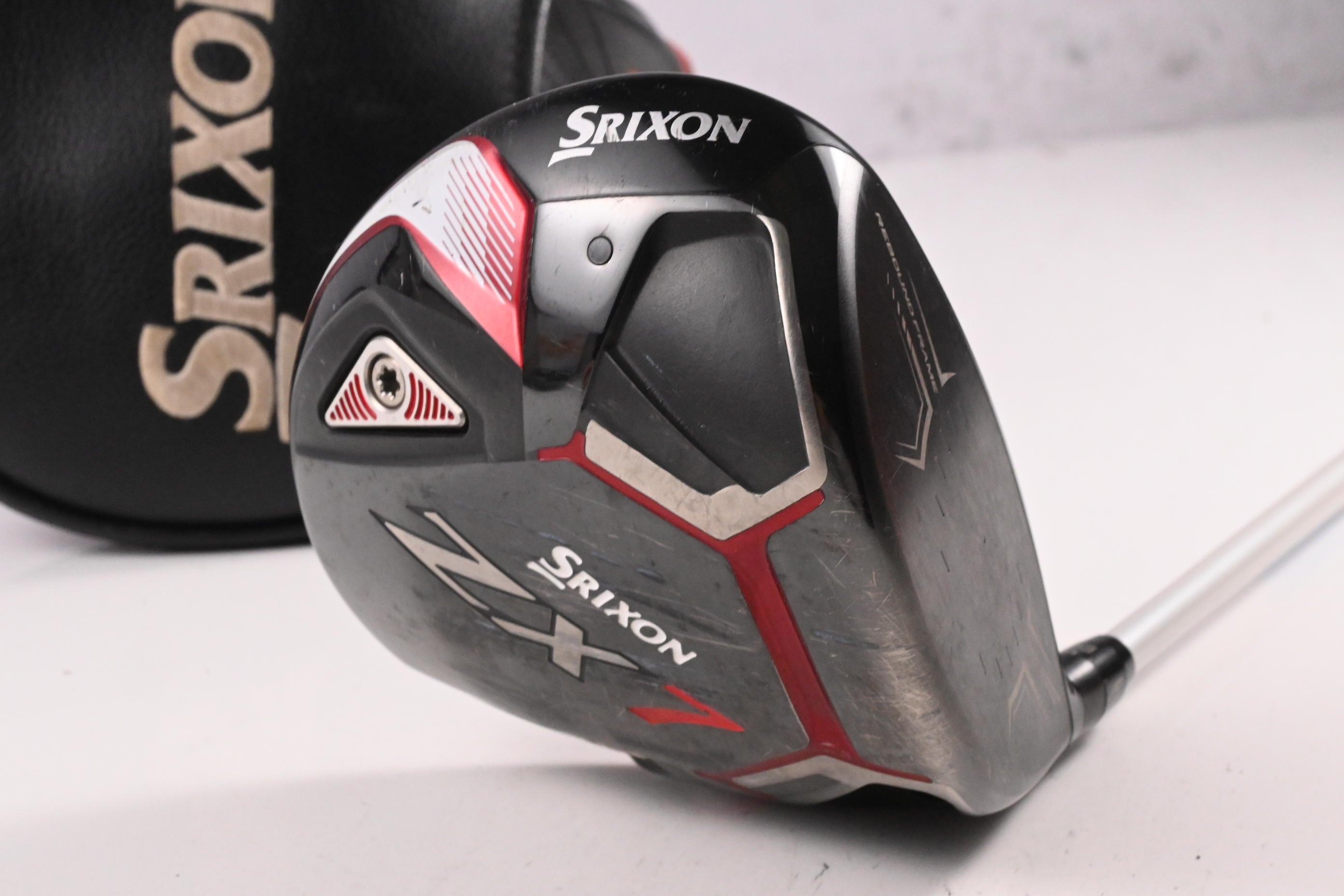 Srixon ZX7 Driver / 9.5 Degree / Stiff Flex Graphite Design Tour AD HD-6 Shaft