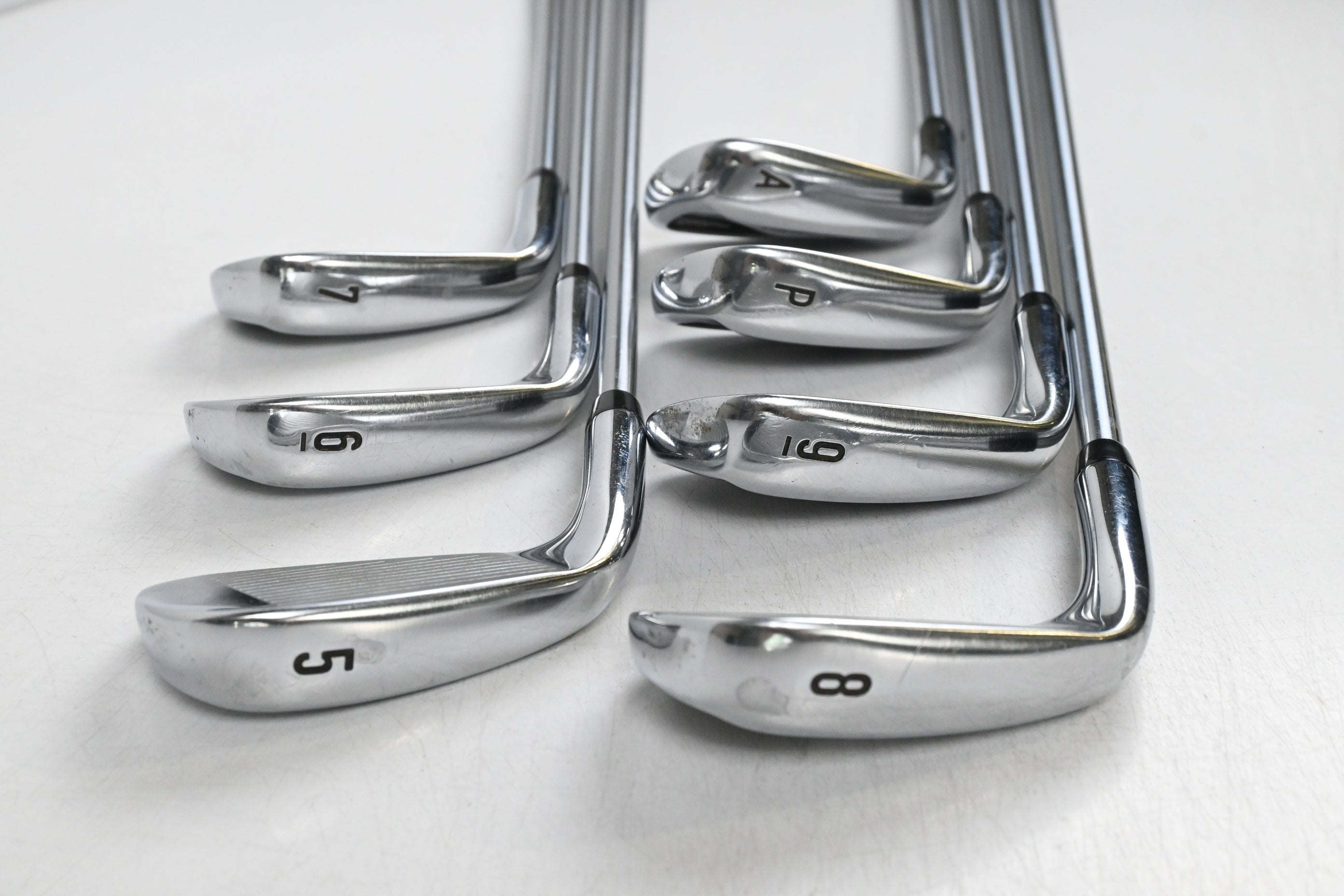 Callaway Mavrik Pro Irons / 5-PW+GW / Regular Flex Project X PXi Shafts
